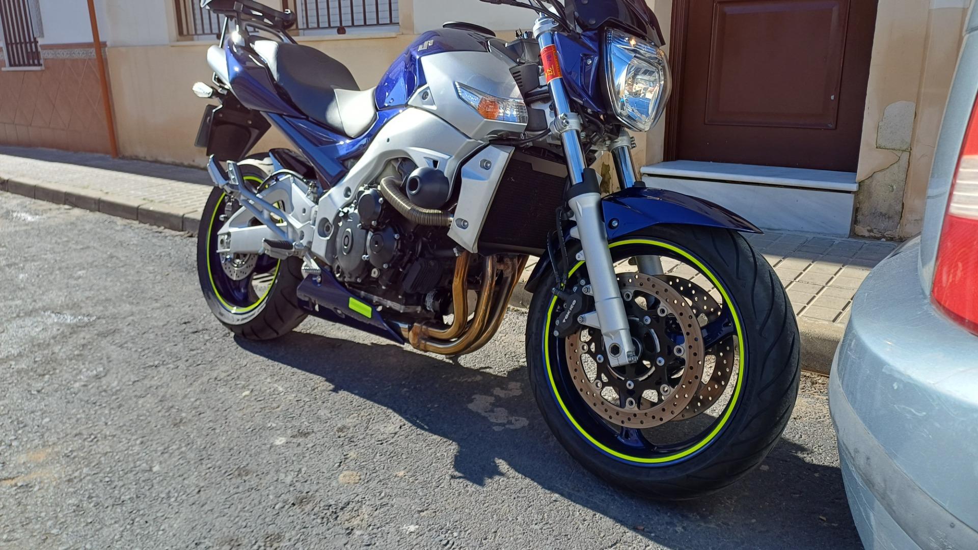 Foto 7 de Suzuki  GSR 600