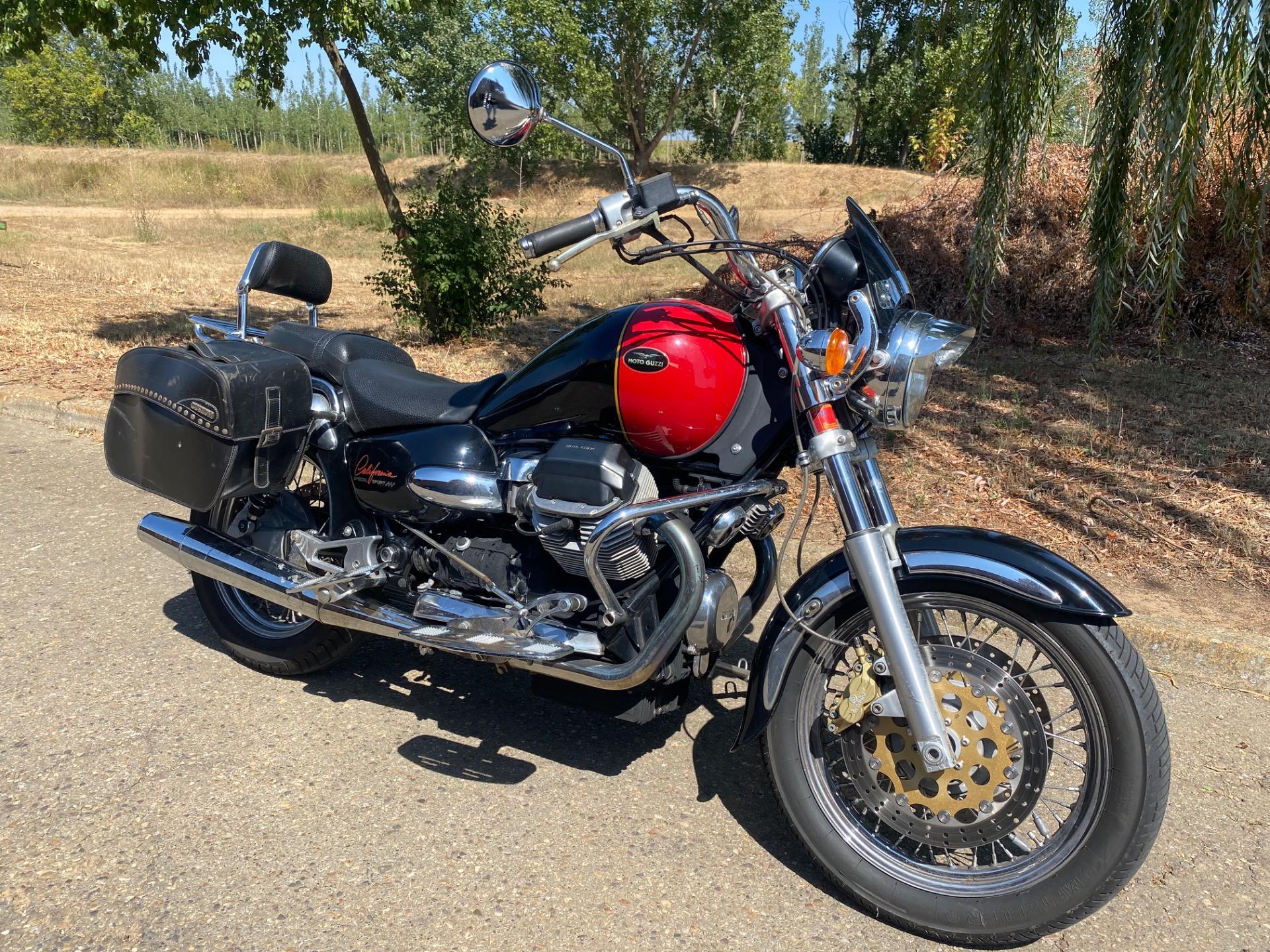 Foto de Moto Guzzi SP 1100 Especial 80 aniversario