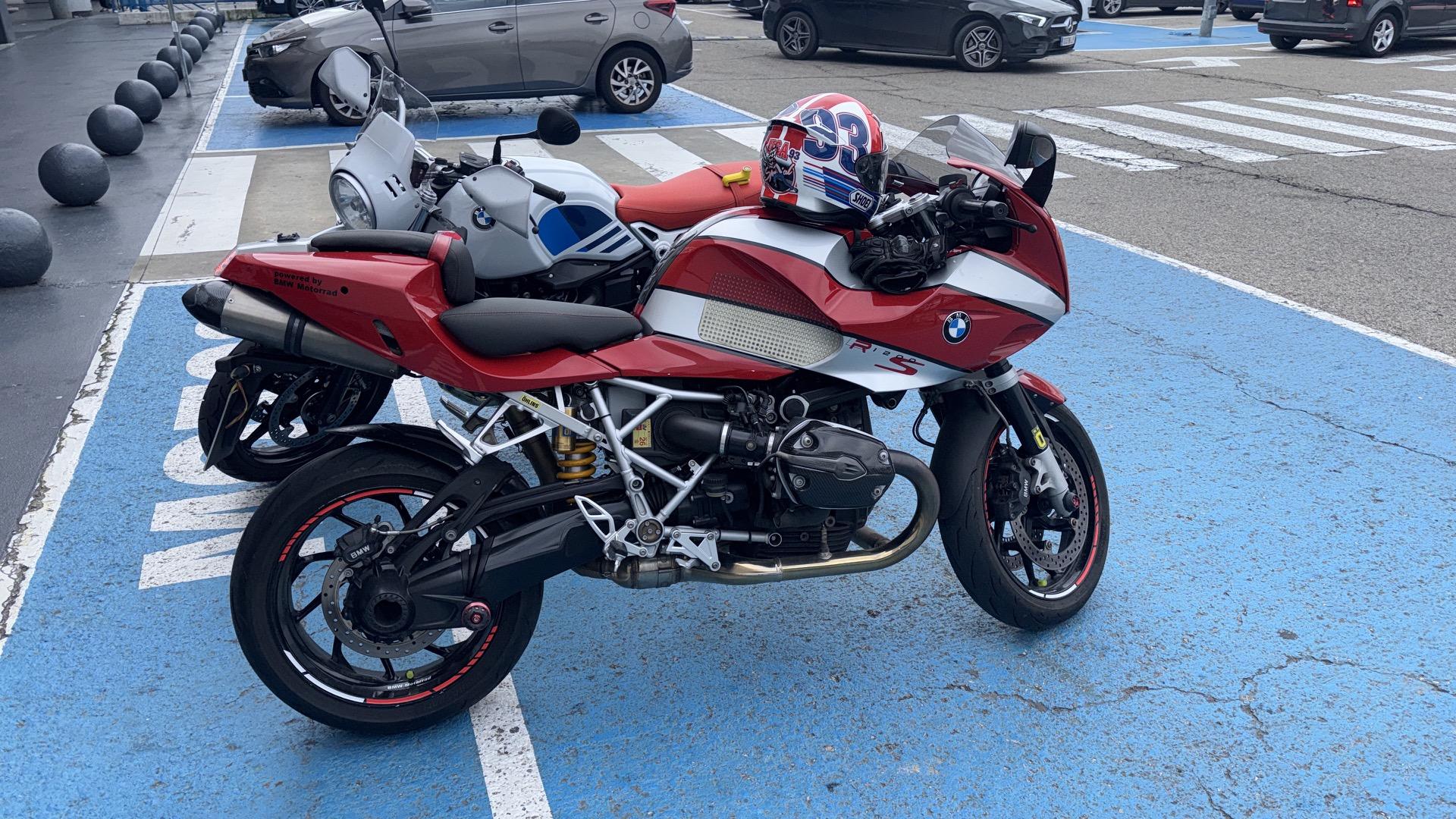 Foto 2 de BMW R1200S 
