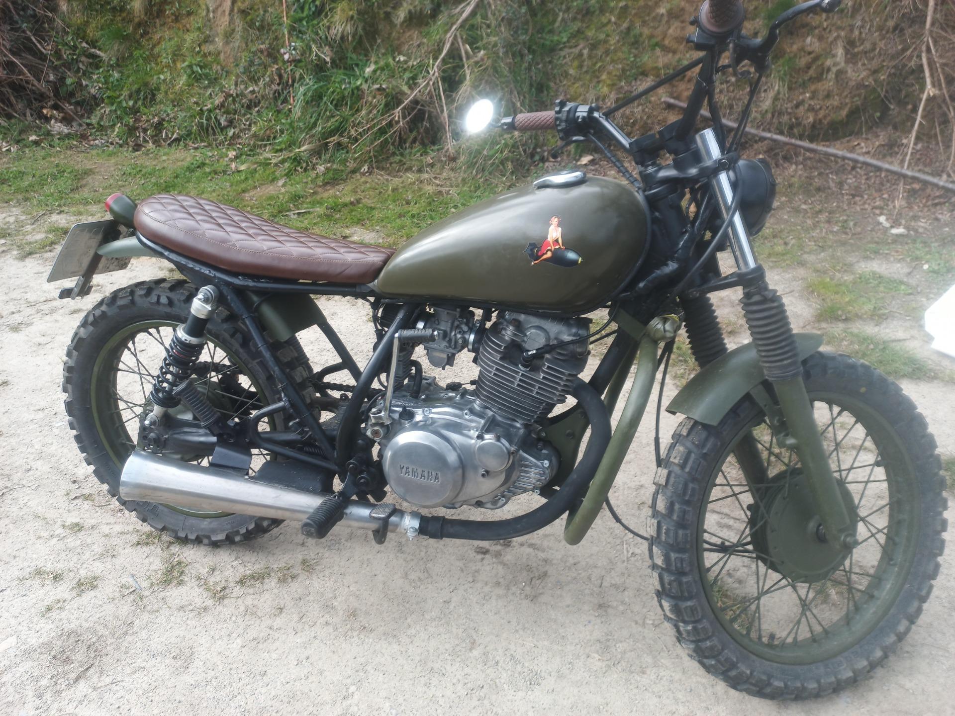 Foto 5 de Café Racer Yamaha SR 250