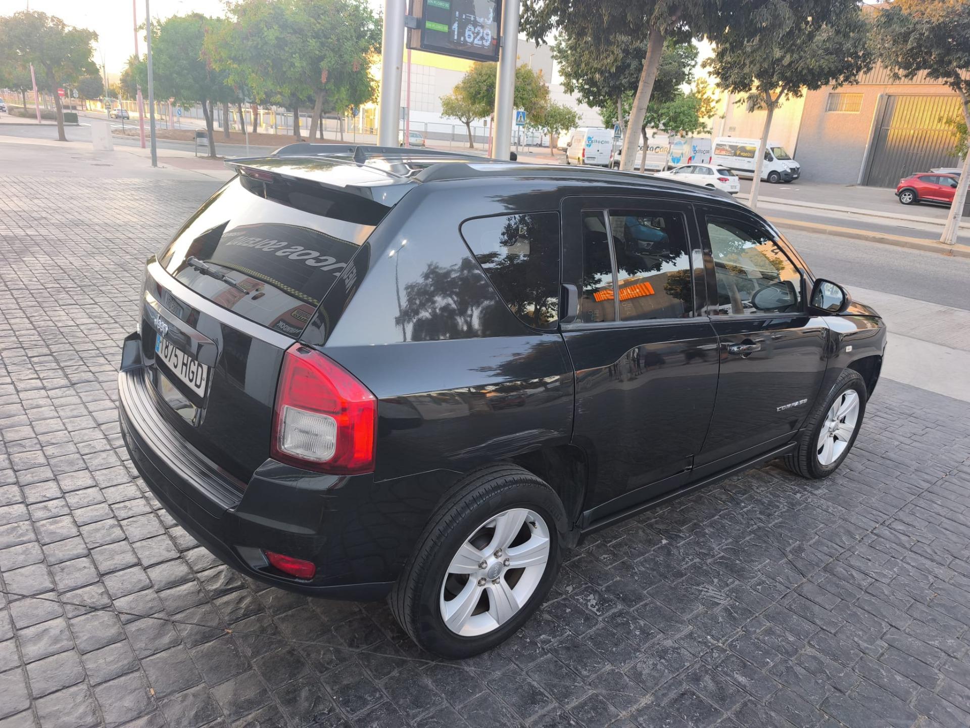 Foto 2 de Jeep Compass 2.2 crd 136cv