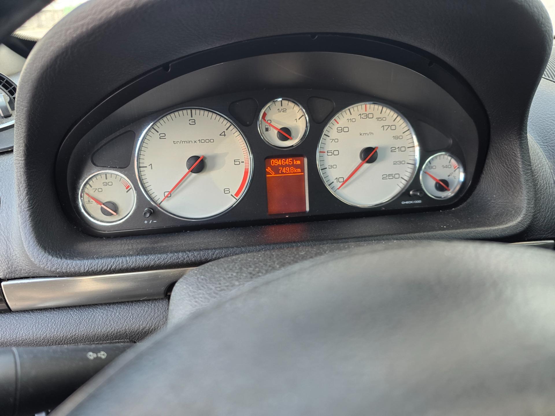 Foto 4 de Peugeot 407 sport
