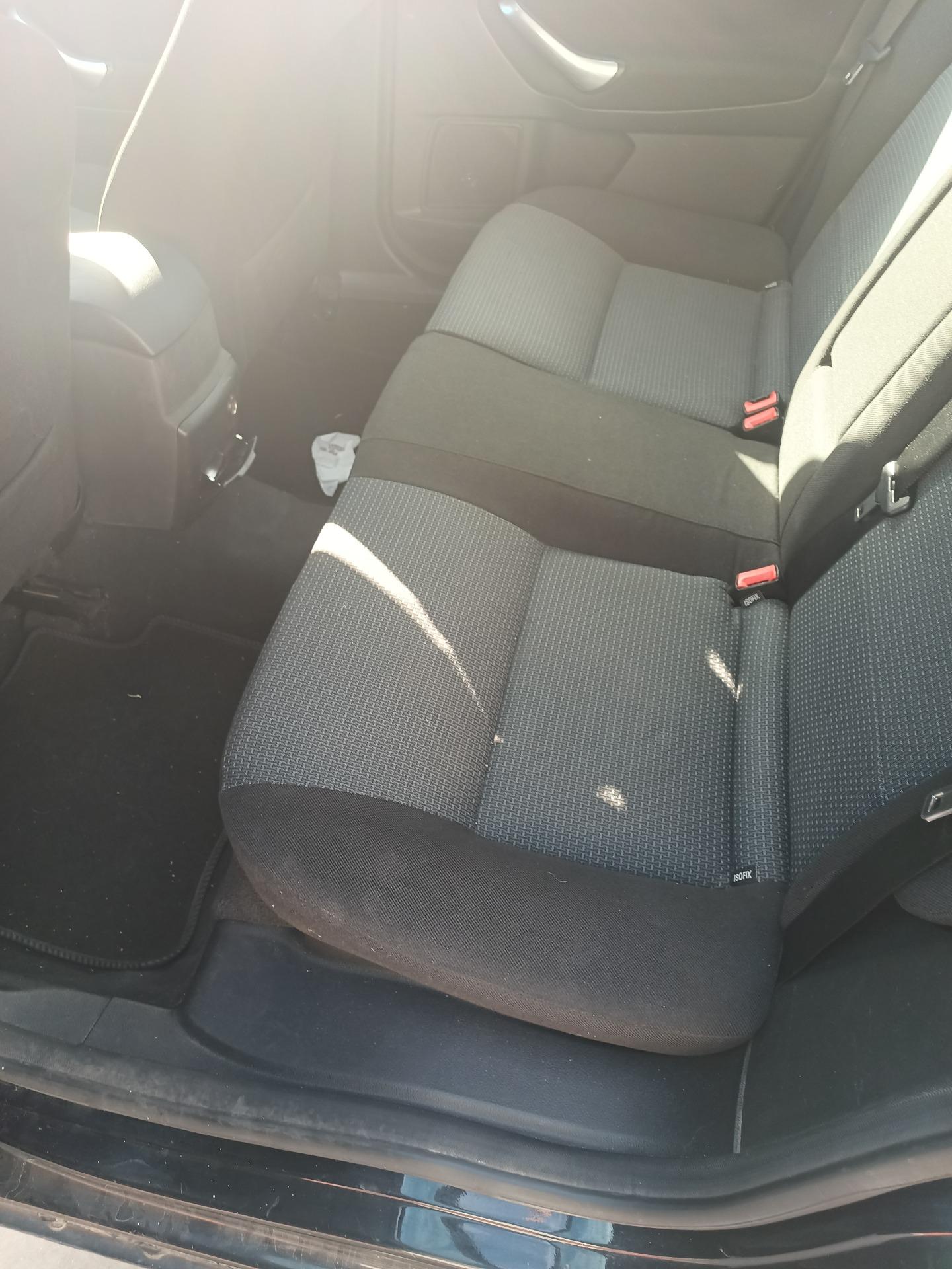 Foto 7 de Ford Mondeo familiar 1800cc 125 CV año 2008 por moto que me interese