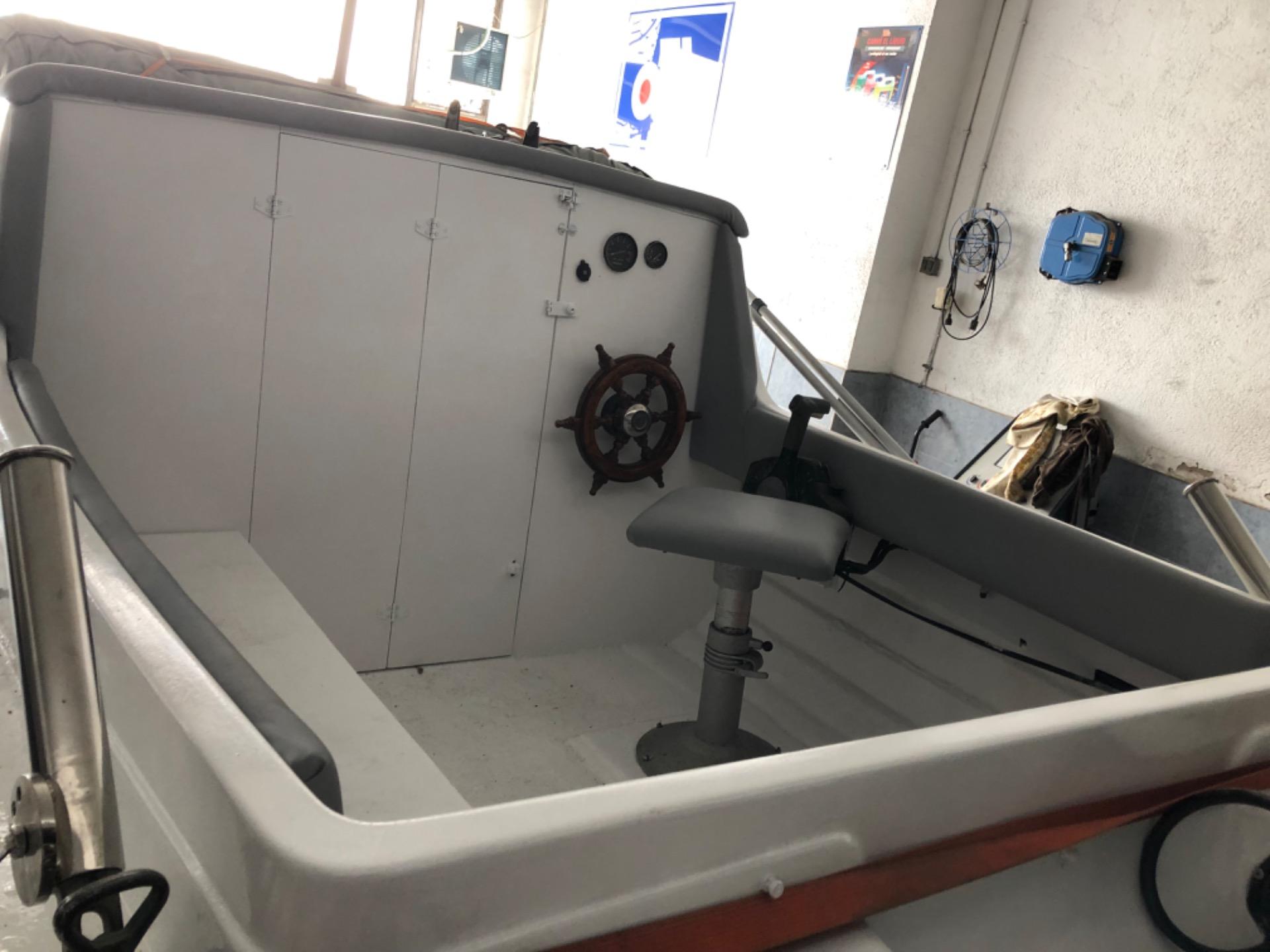 Foto 2 de Barco Pesca