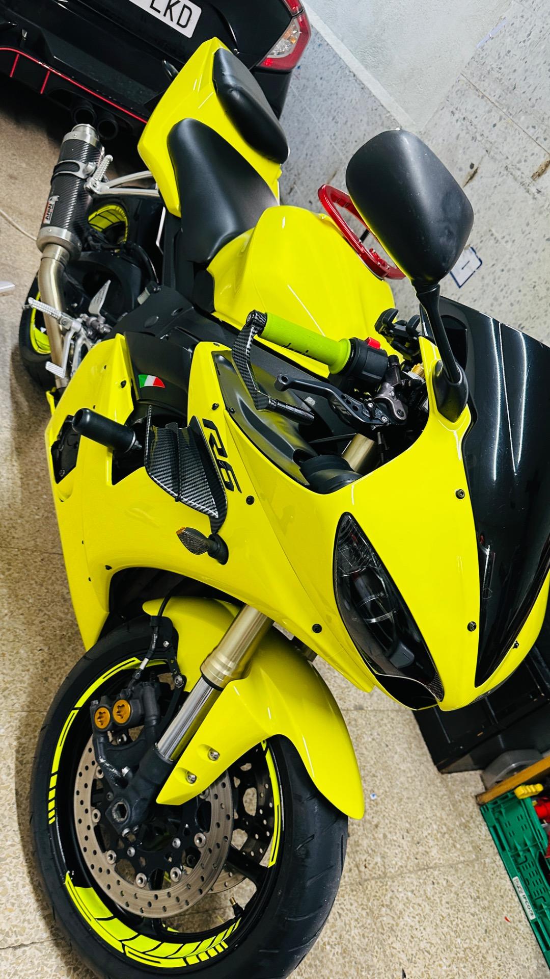 Foto 2 de Yamaha R6
