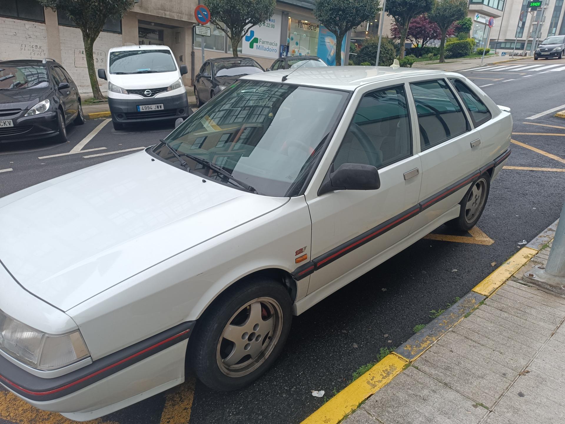 Foto 8 de Coche Renault 21