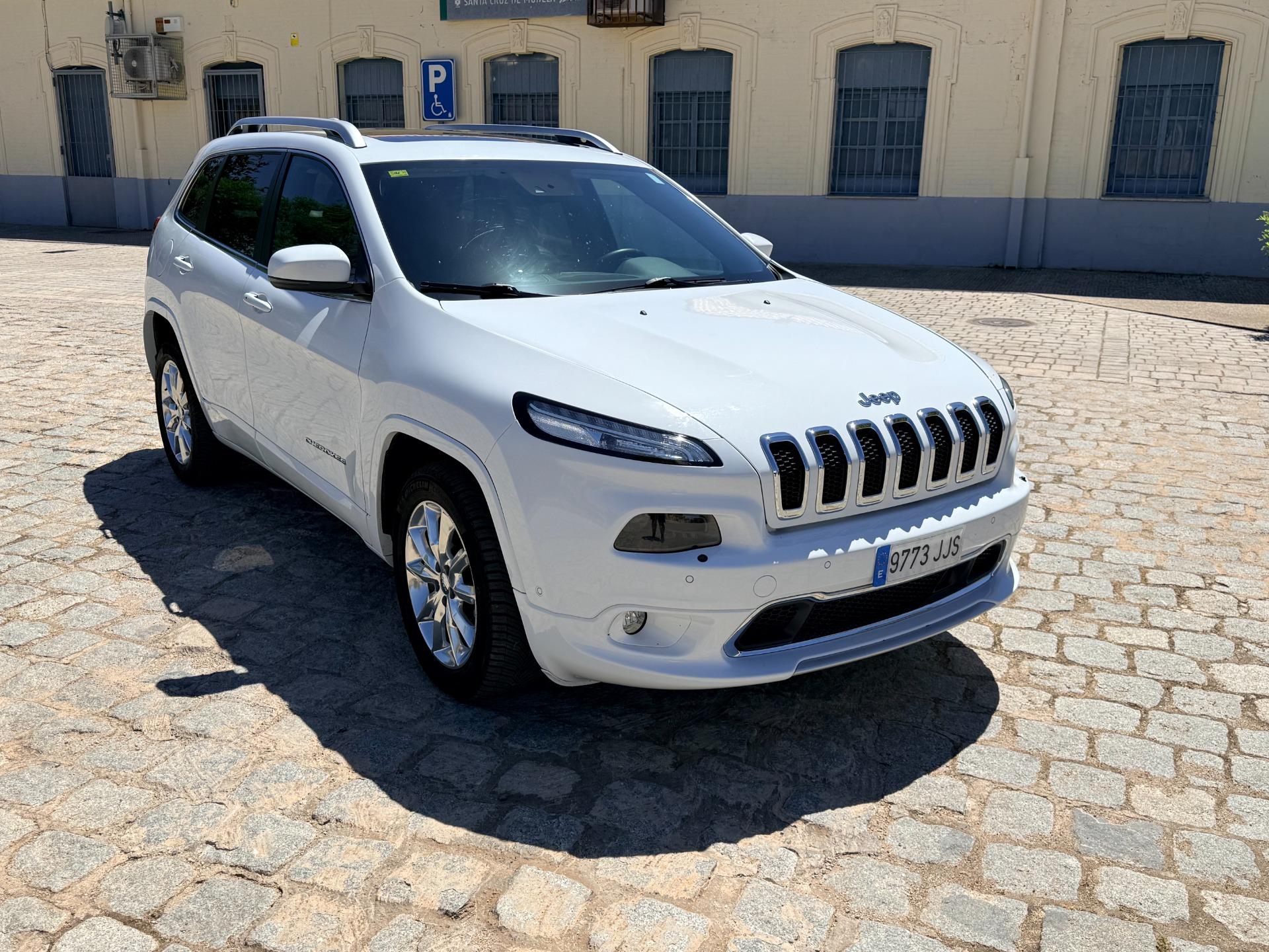 Foto 1 de jeep cherokee 3.2 2015