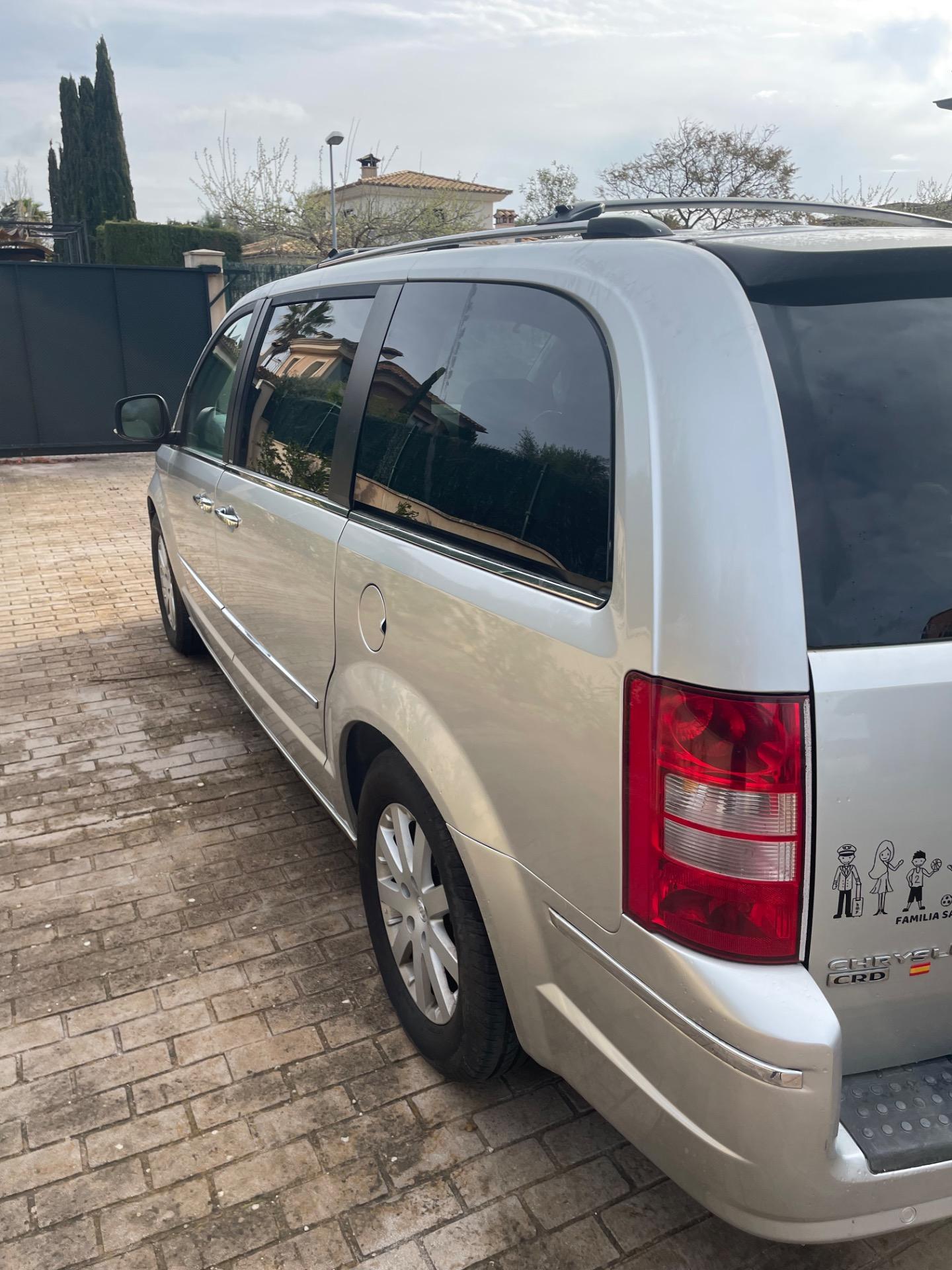 Foto 2 de Chrysler gran Voyager 2008