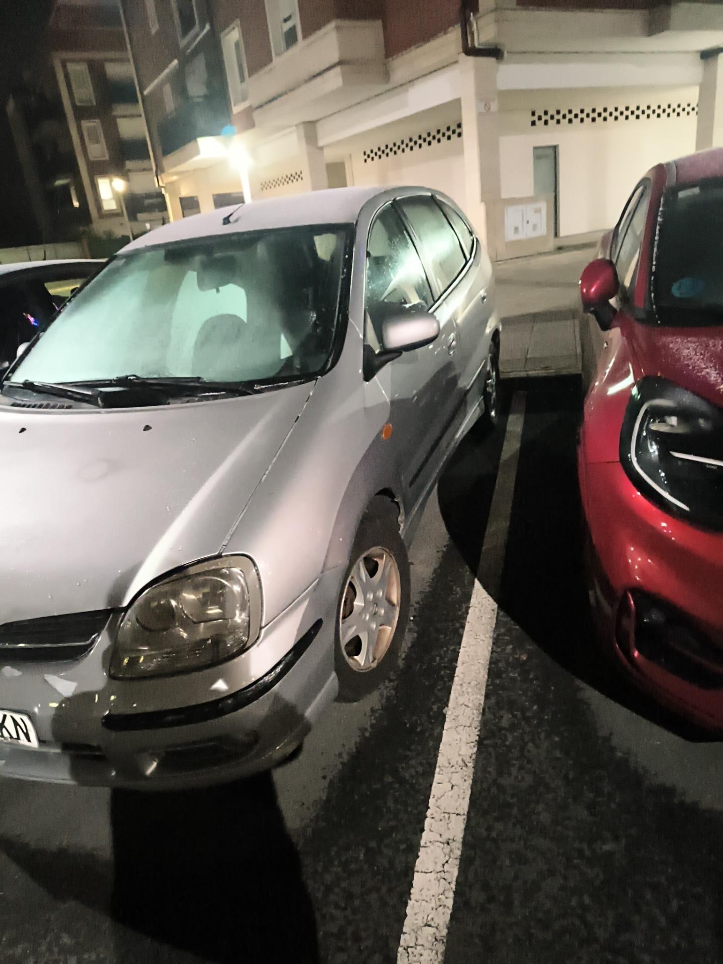 Foto 9 de Nissan Almera Tino 