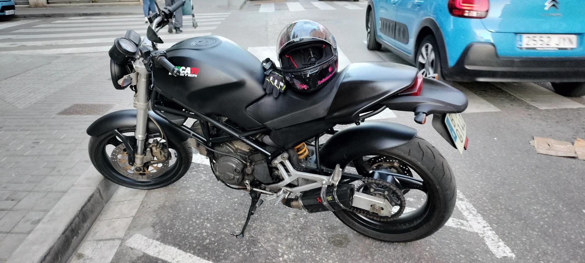 Foto 1 de Ducati Monster 600