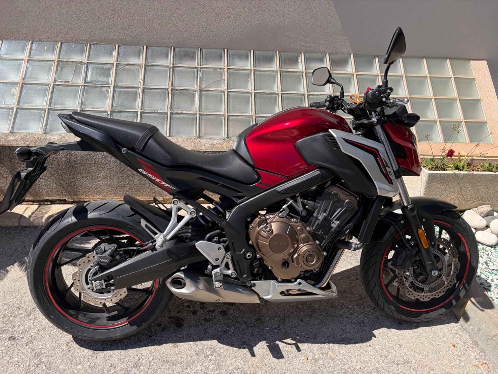 Foto 3 de Honda CB650f.  2019. 6.500km