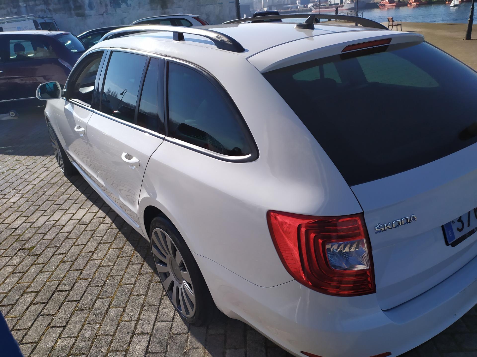 Foto 8 de Cambio Skoda SUPERB COMBI 