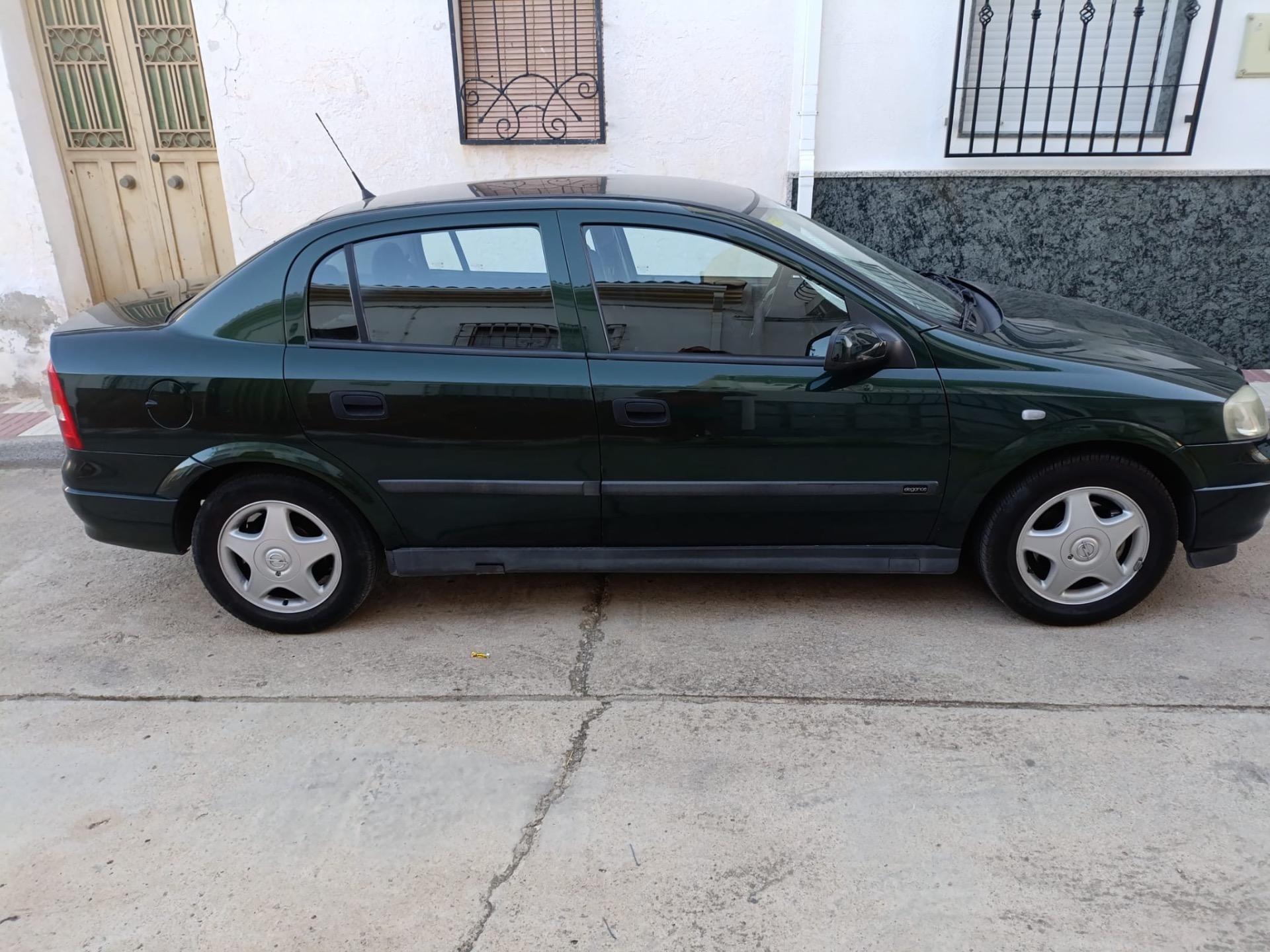 Foto de Coche Opel Astra año 1999 es muy estado 