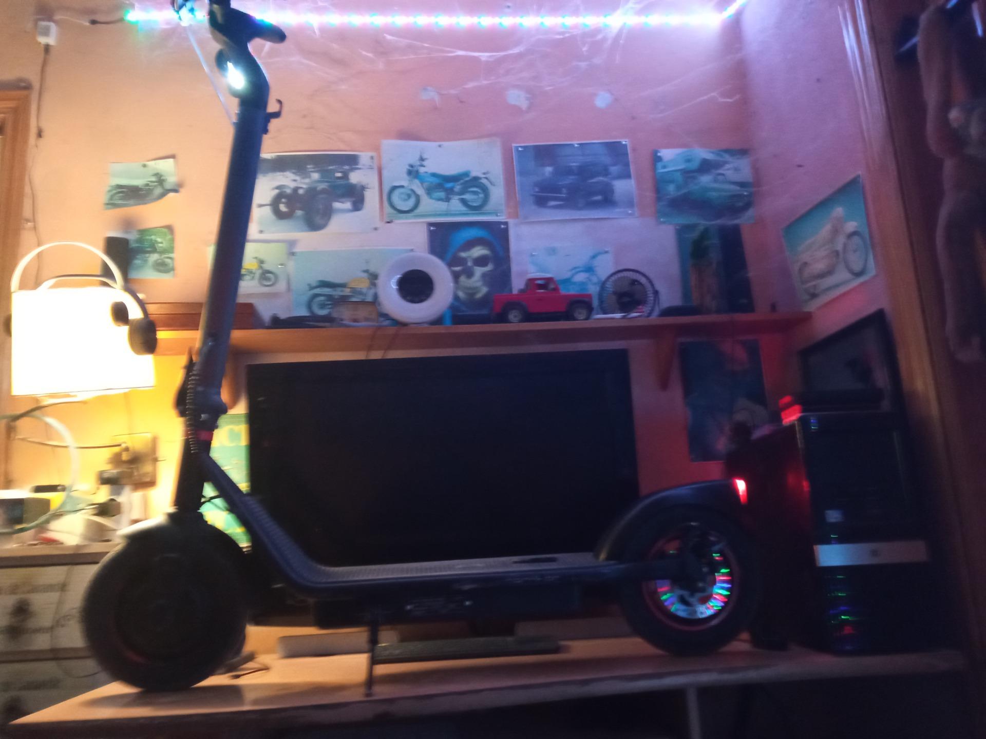 Foto 8 de Patinete eléctrico ecotec bongo xl40 Connect 