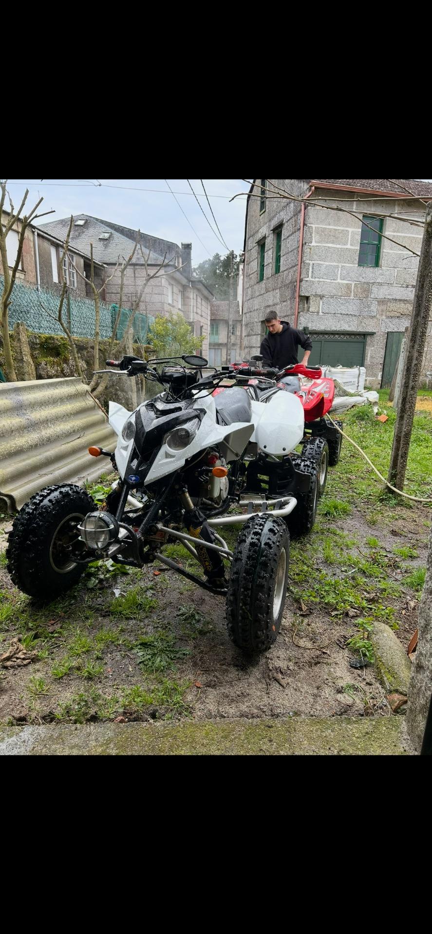 Foto 1 de Polaris predator 500