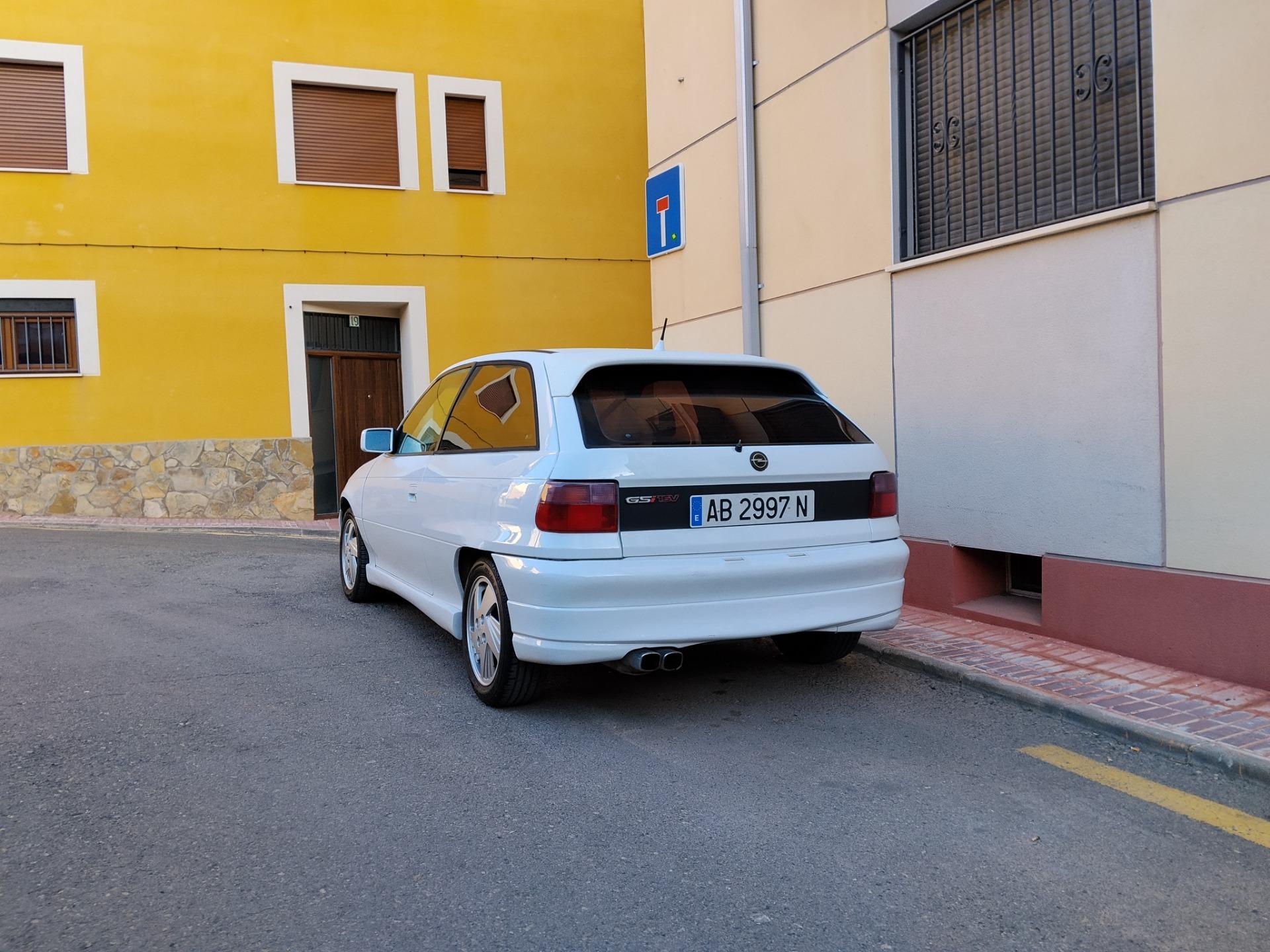 Foto 3 de Opel Astra gsi 16 v 1.8