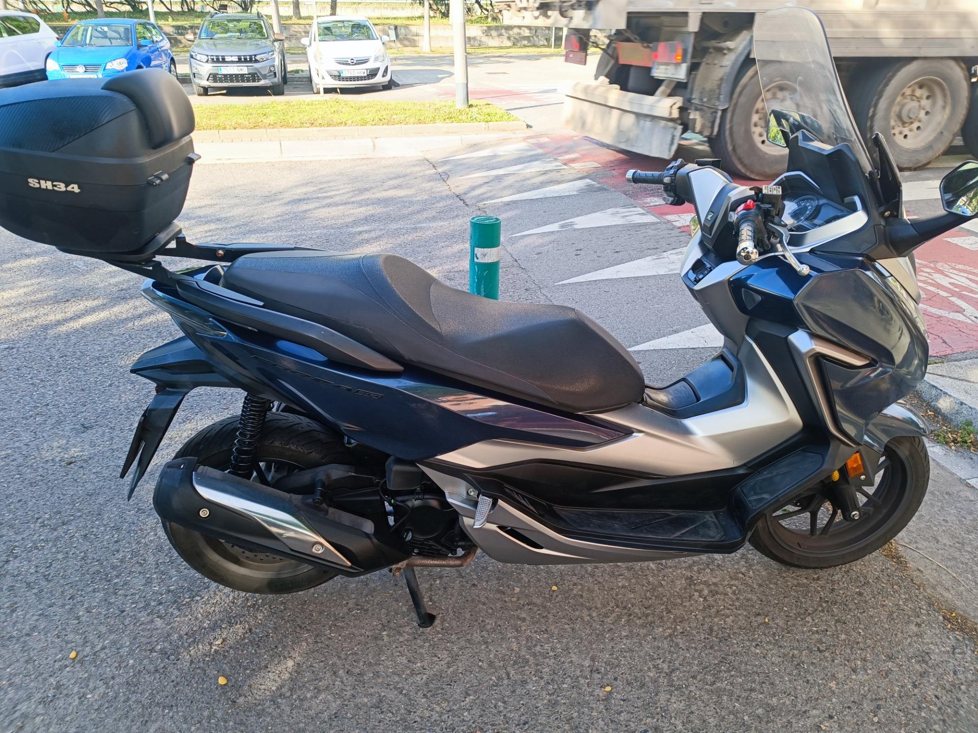 Foto de Honda Forza 300. Año 2020