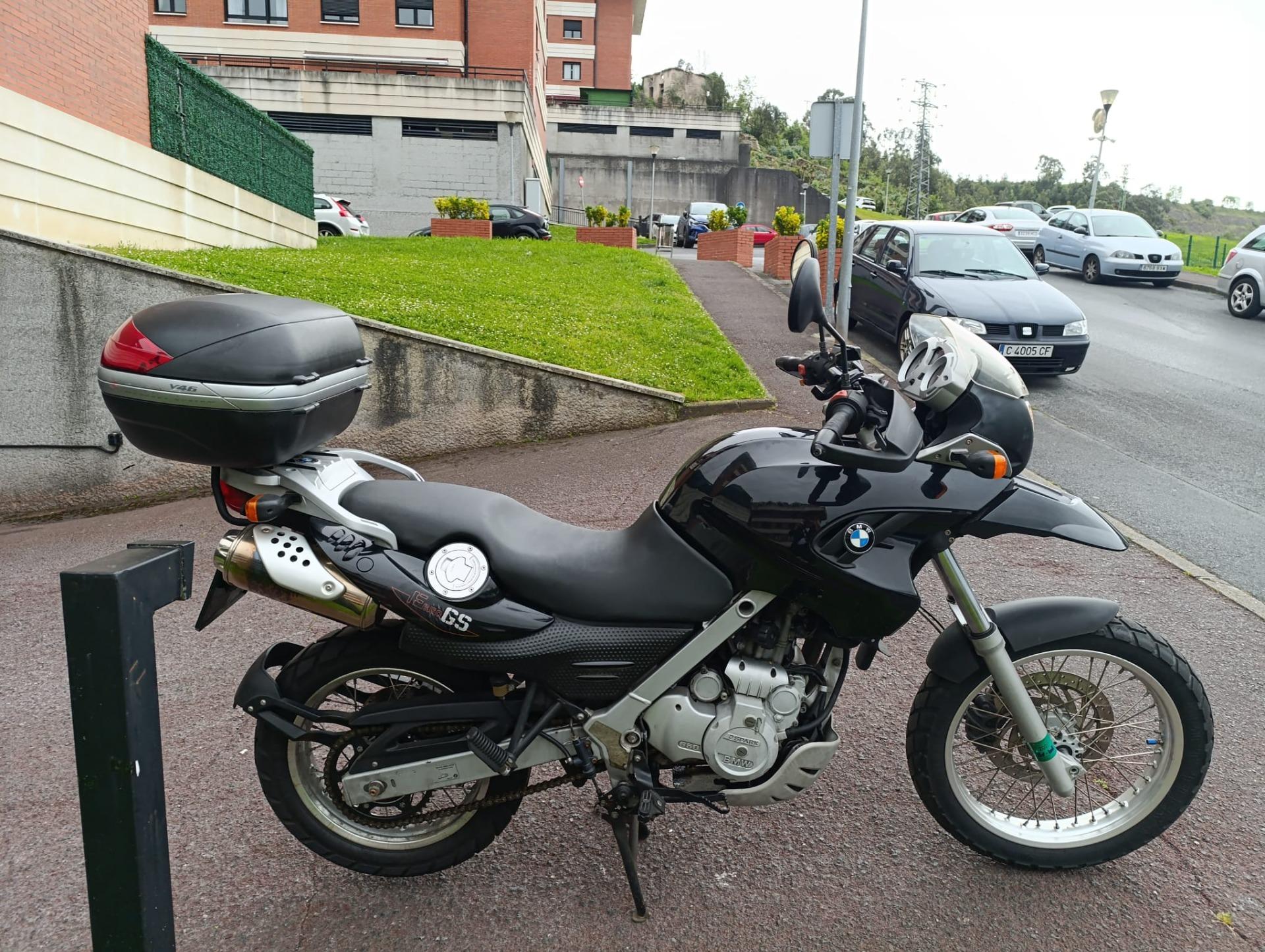 Foto 6 de Cambio bmw f650 GS por coche