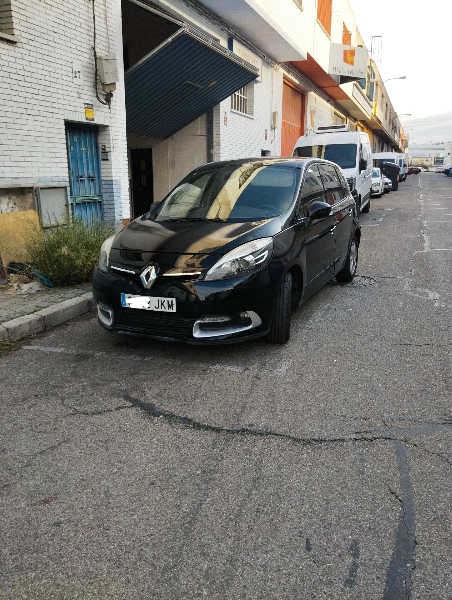 Foto de Renault Scenic 3, 1.2 cc 116 cv tce gasolina año 2015
