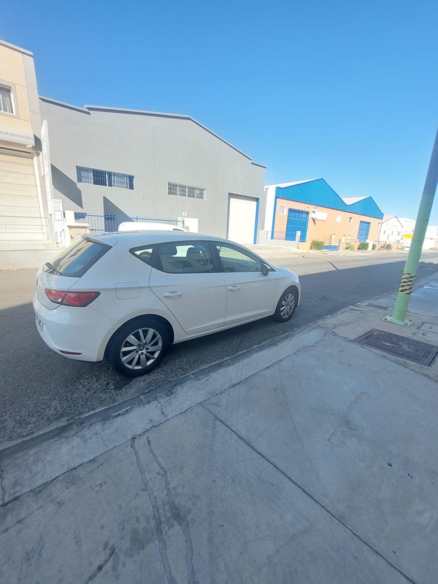 Foto 7 de Seat León 1.6 start stop 