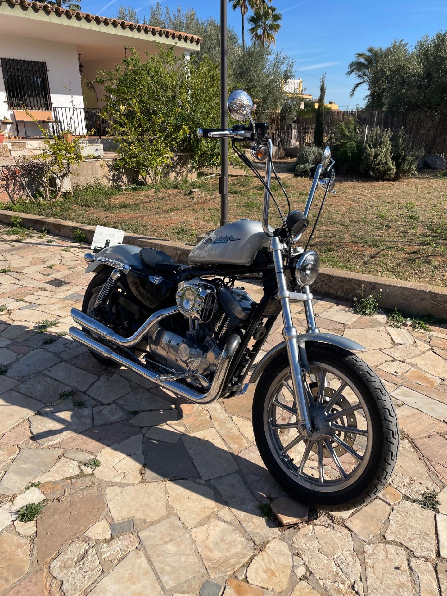 Foto 3 de Harley Davidson sposter 883 XL