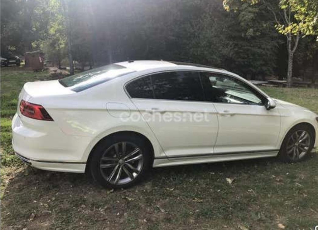 Foto 2 de Vendo o cambio volkswagen passat b8 1.4 150cv tsi Rline 