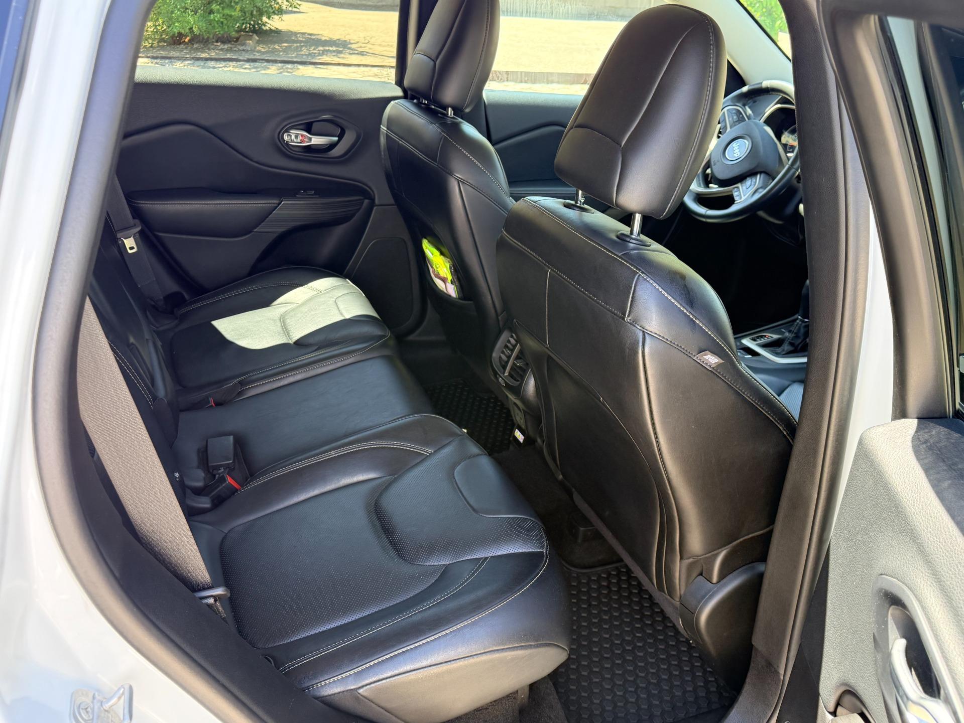 Foto 7 de jeep cherokee 3.2 2015