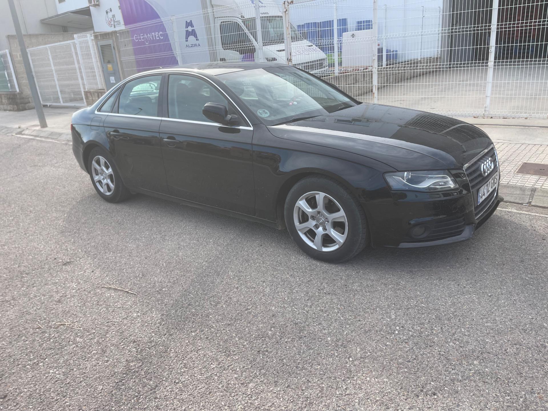 Foto 8 de Audi a4 b8 2010 143 cv