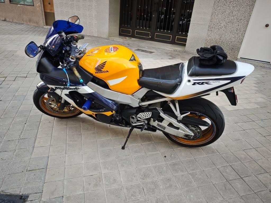 Foto 2 de Honda CBR 929 SC44