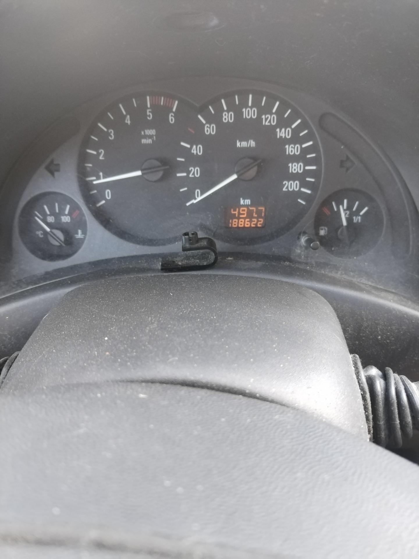 Foto 4 de Opel corsa 1.3ctdi año 2003 itv acabada de pasar en septiembre valida hasta 09/2026