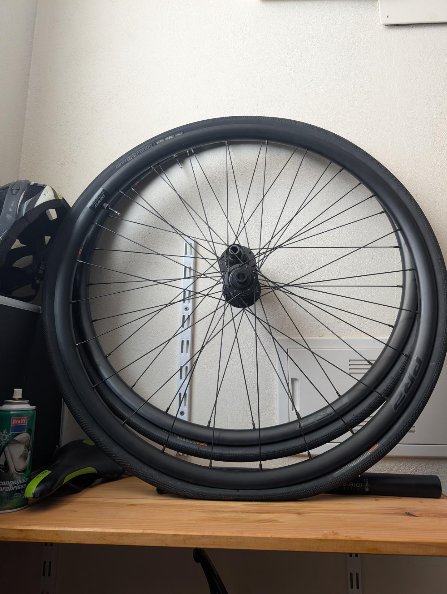 Foto 4 de Bicicleta carretera Giant tcr 2024 talla S