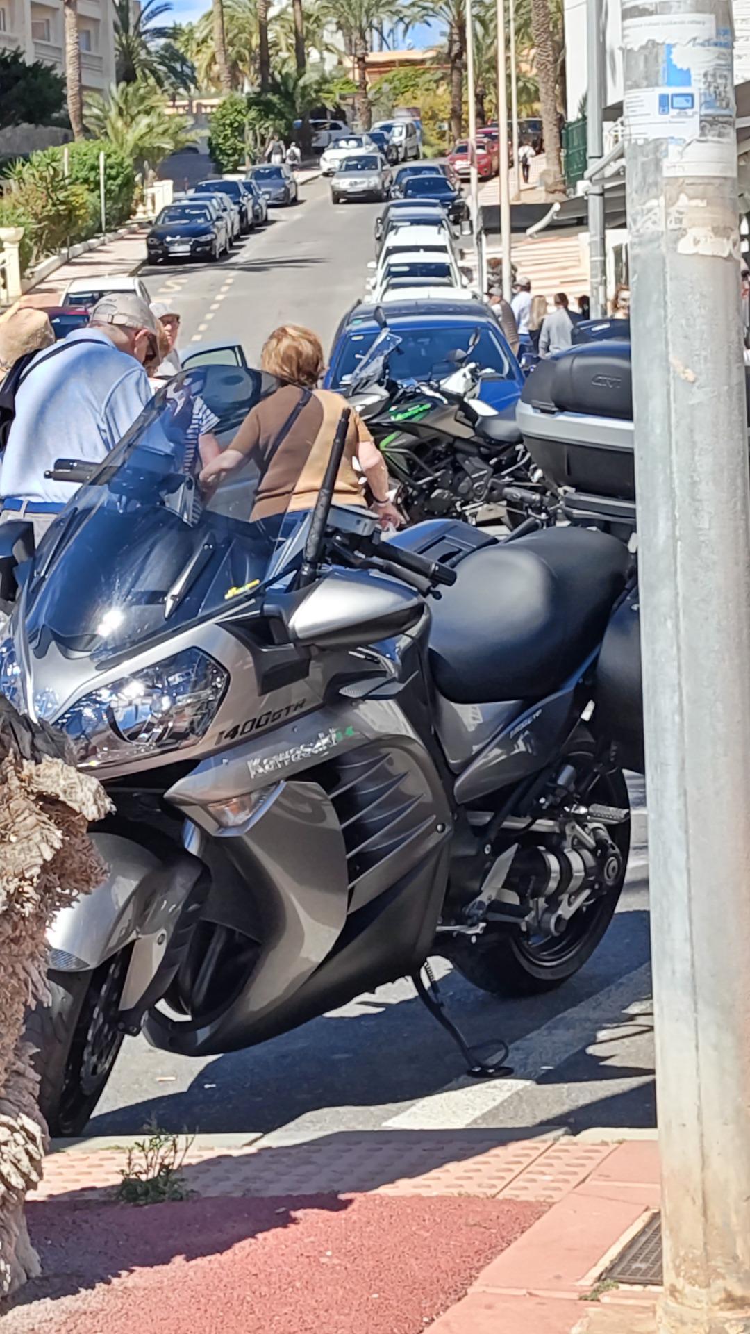 Foto 5 de Kawasaki gtr 1400
