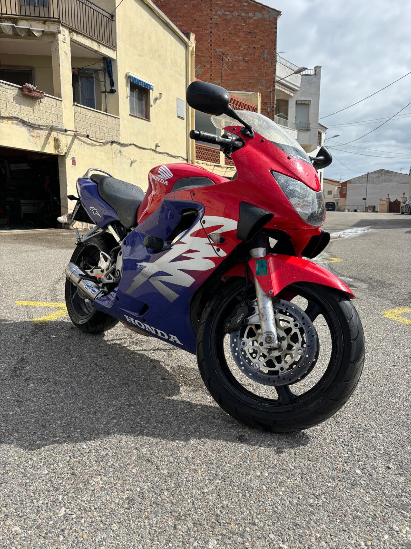 Foto de Hoda cbr 600f