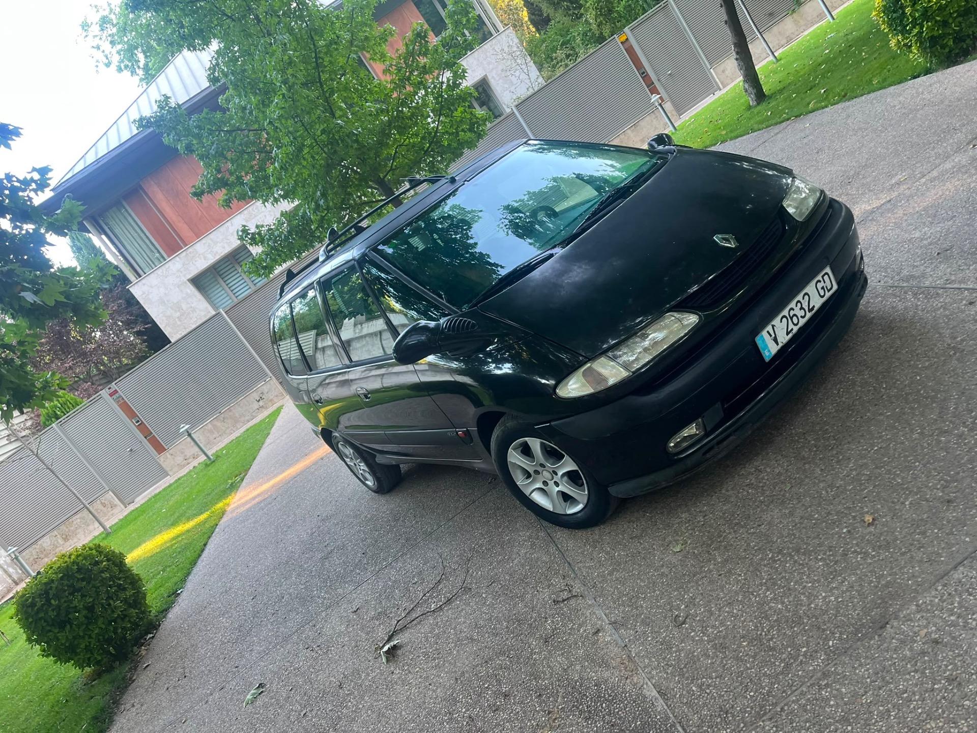 Foto 1 de Escucho cambio por cualquier cosa de mi interés 