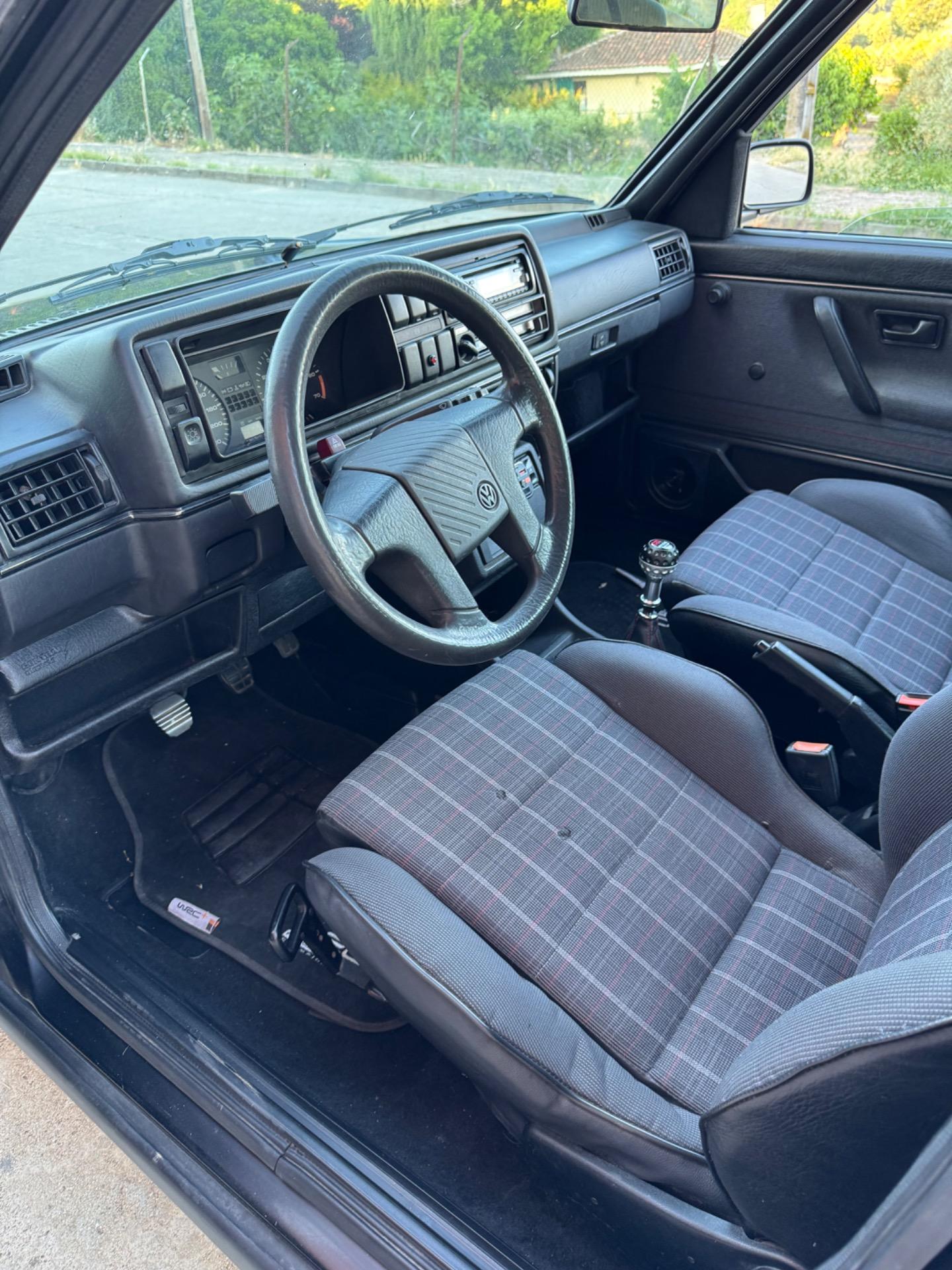 Foto 3 de Volkswagen Golf GTI