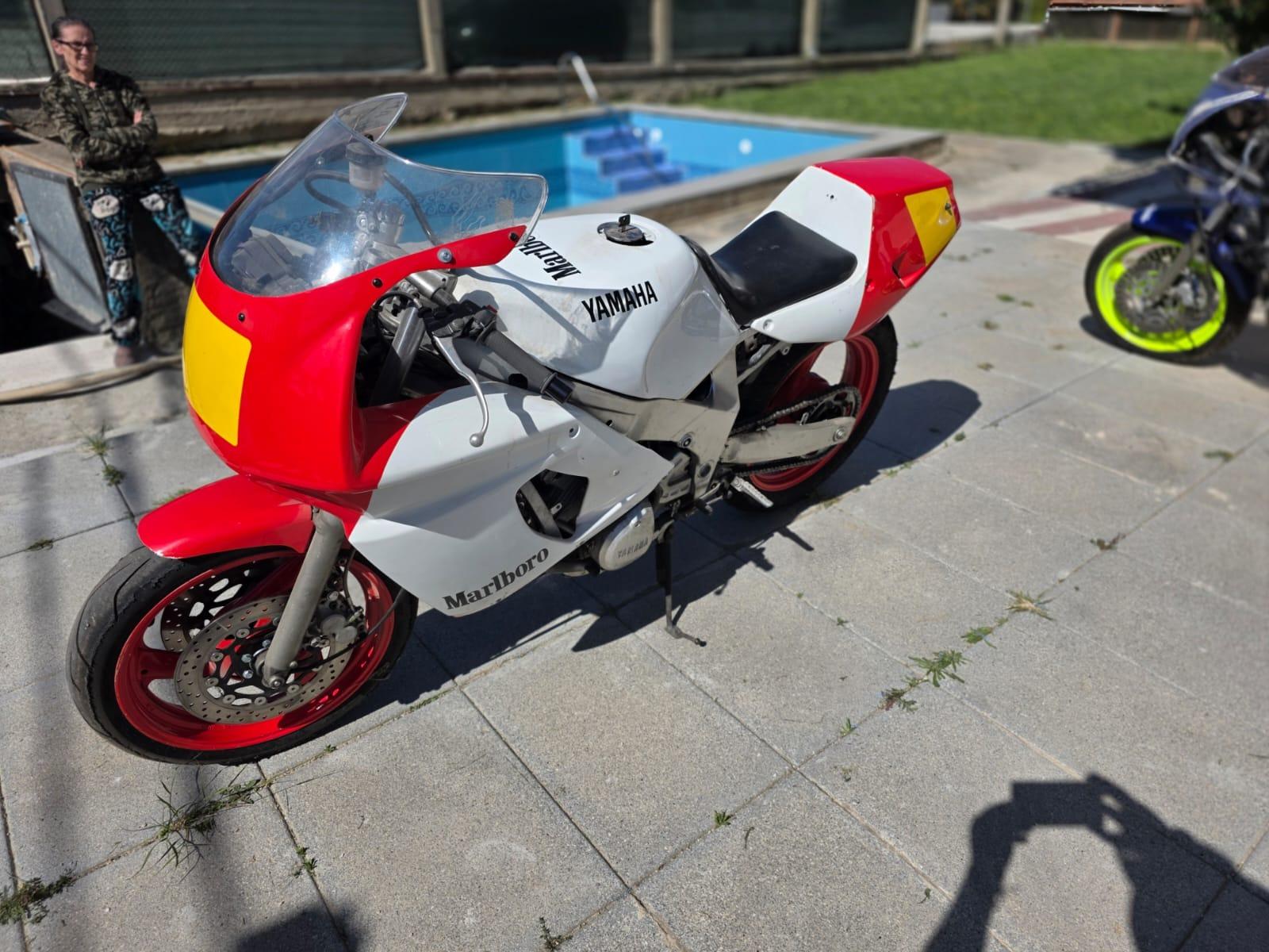 Foto 7 de Dos motos de circuito por moto de montaña