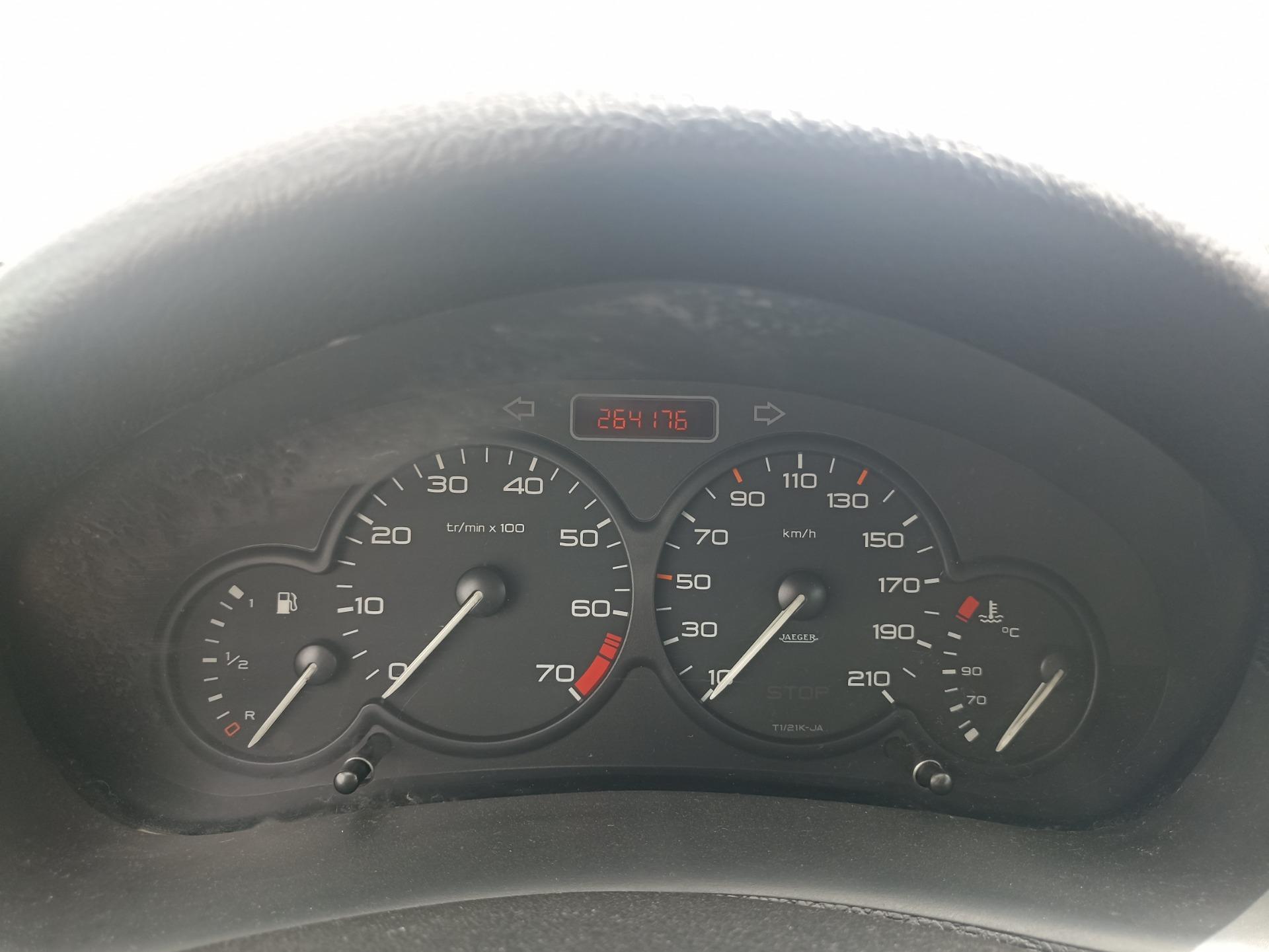 Foto 2 de PEUGEOT 206 