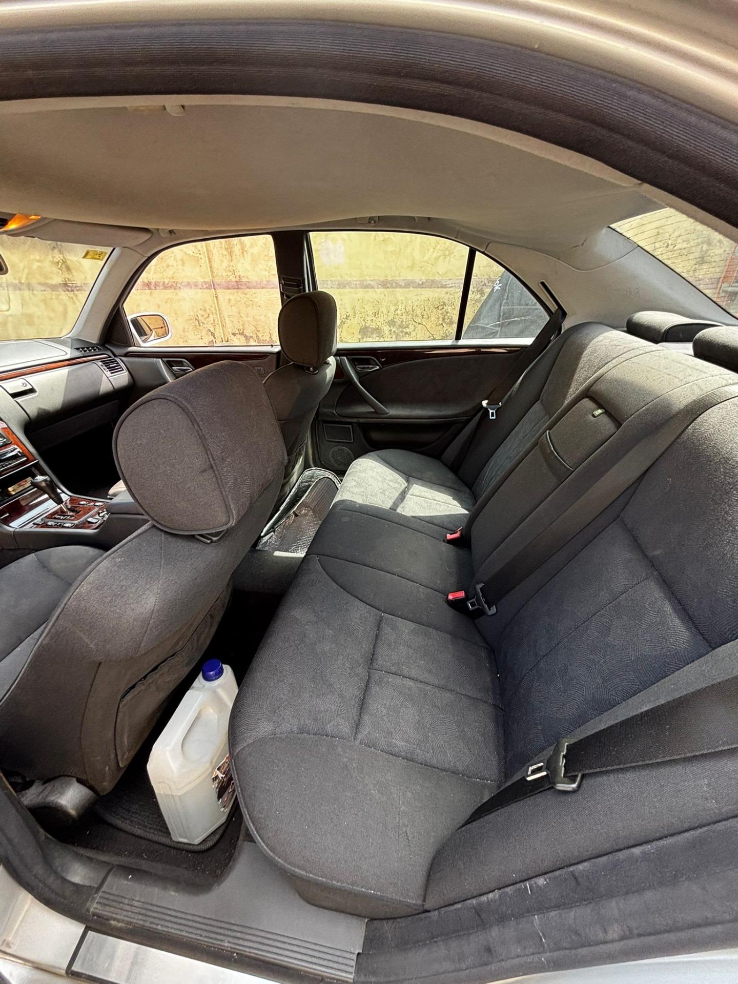 Foto 8 de Mercedes Benz w 210 CDI diesel del 2000