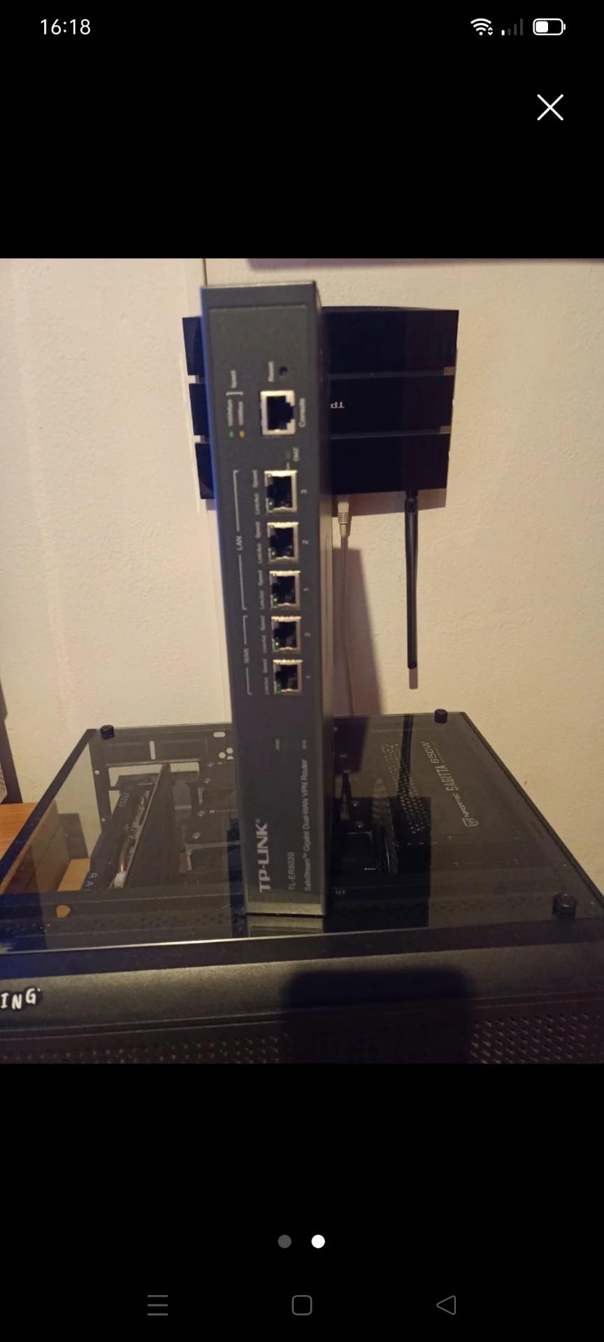 Foto de Router VPN TL-ER6020 SafeStream Gigabit Dual-WAN de TP-LINK