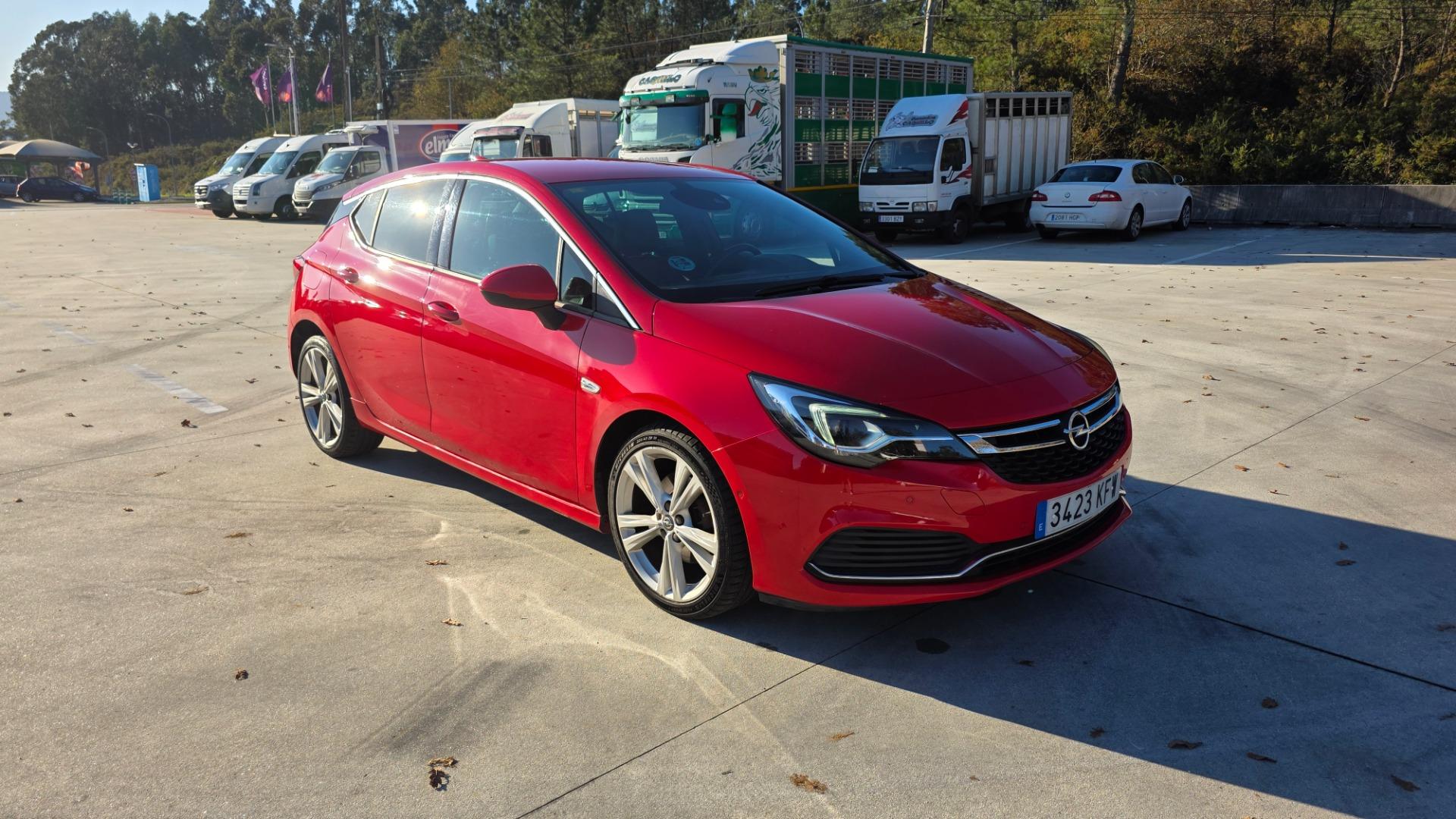 Foto 1 de Opel Astra 1.6 cdti Biturbo Gsi Line 160cv