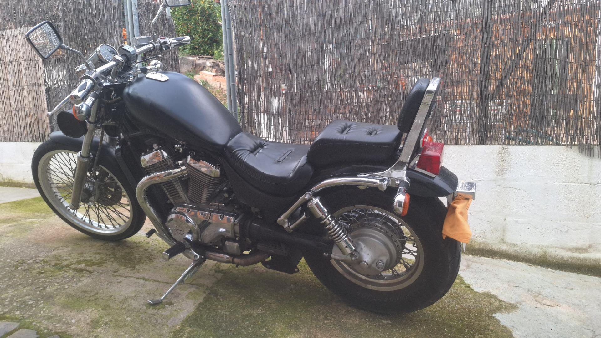 Foto 7 de Moto Suzuki Intruder 800 