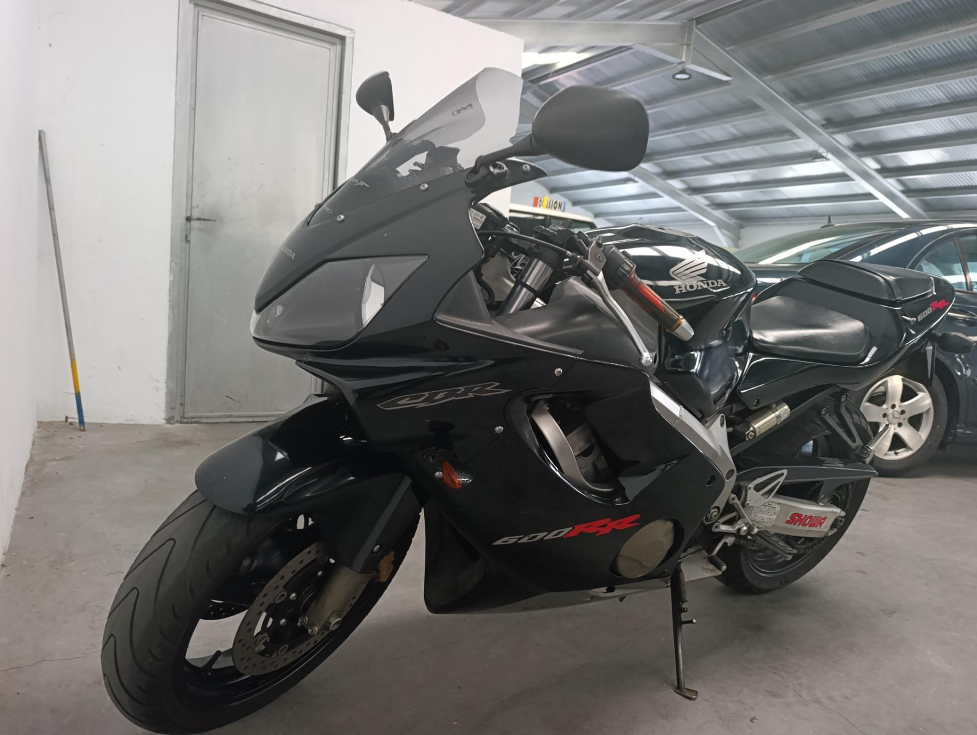 Foto 6 de Honda CBR F Sport 2001 x moto maxi trail