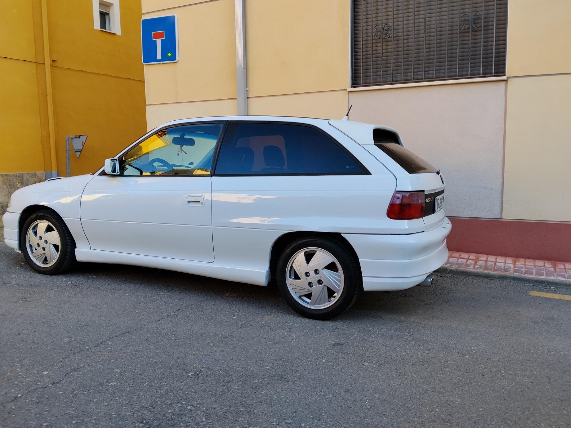 Foto de Opel Astra gsi 16 v 1.8