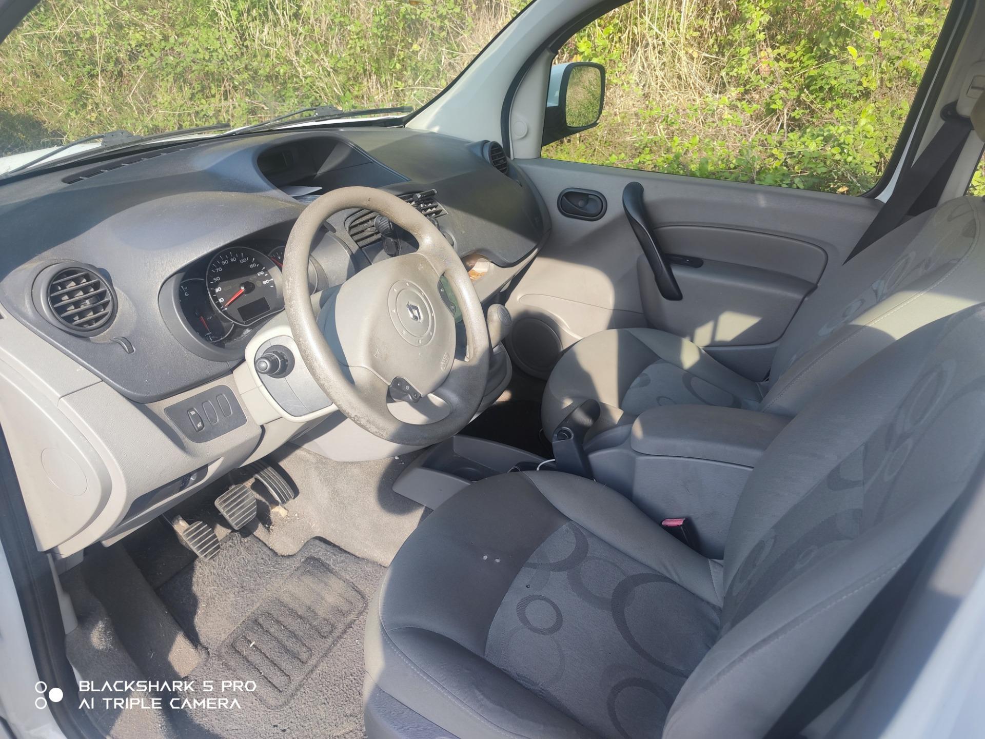 Foto 2 de Renault Kangoo 