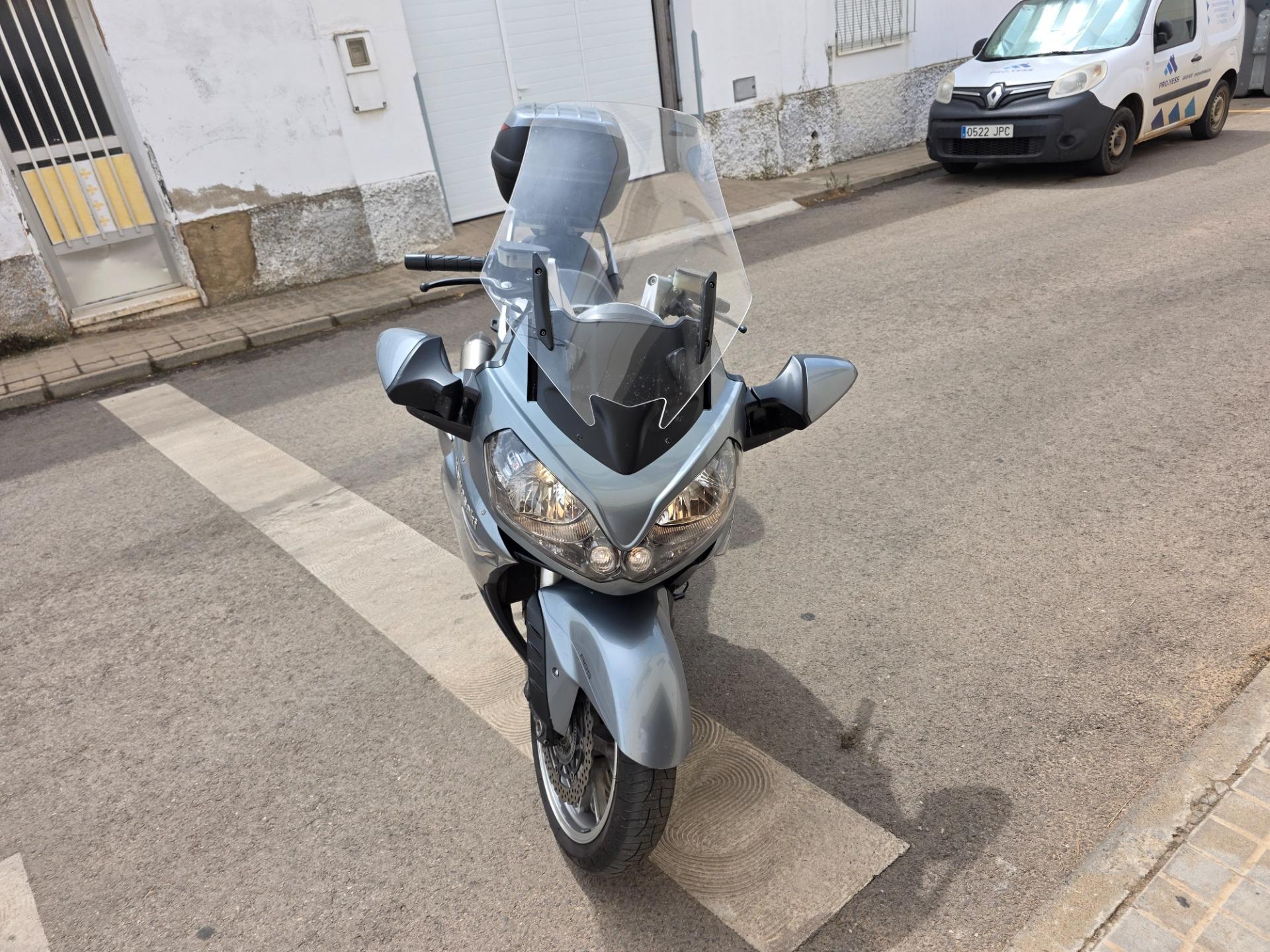 Foto 4 de Kawasaki gtr 1400 2007