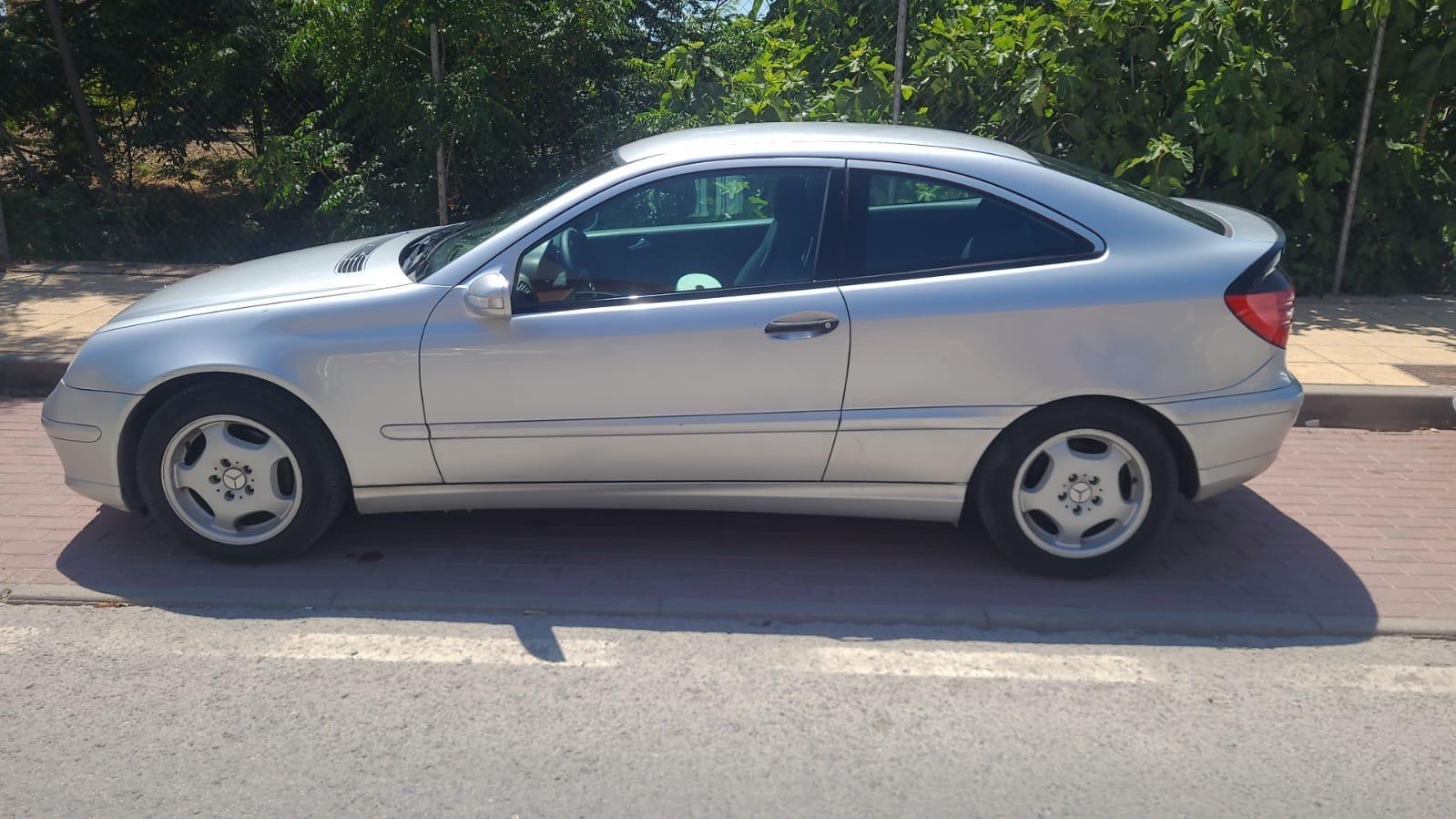 Foto 2 de Pues quiero cambiar a pelo o otro coche que me guste o caravana 