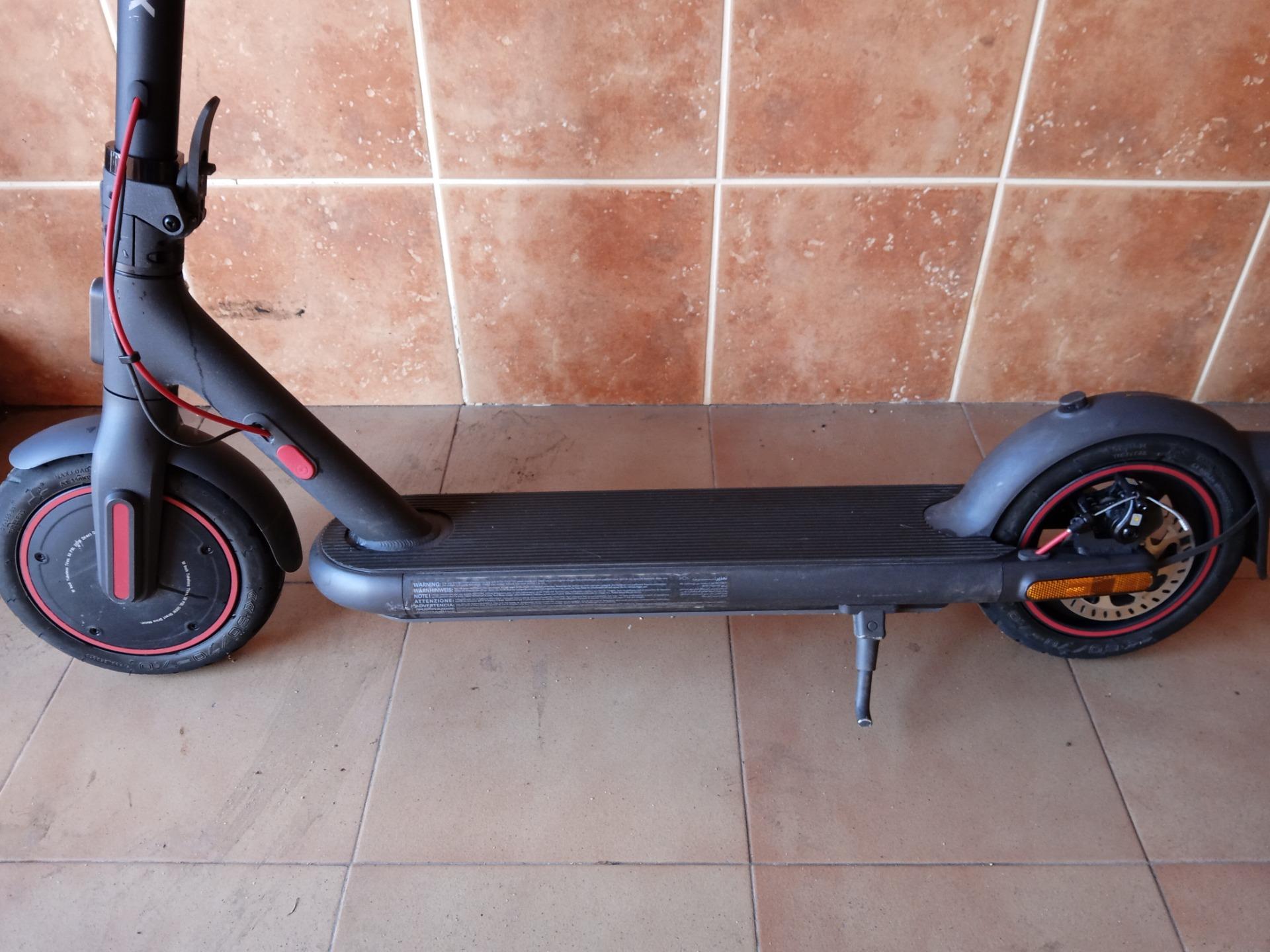 Foto 6 de Patinete Xiaomi mi 4 pro.por escooter de 50 en buen estado 