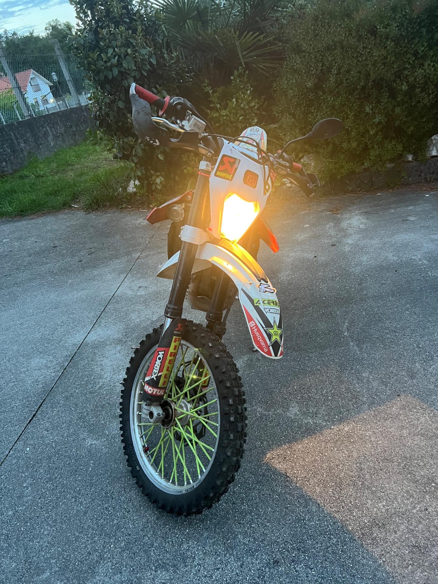 Foto de Husqvarna te 250