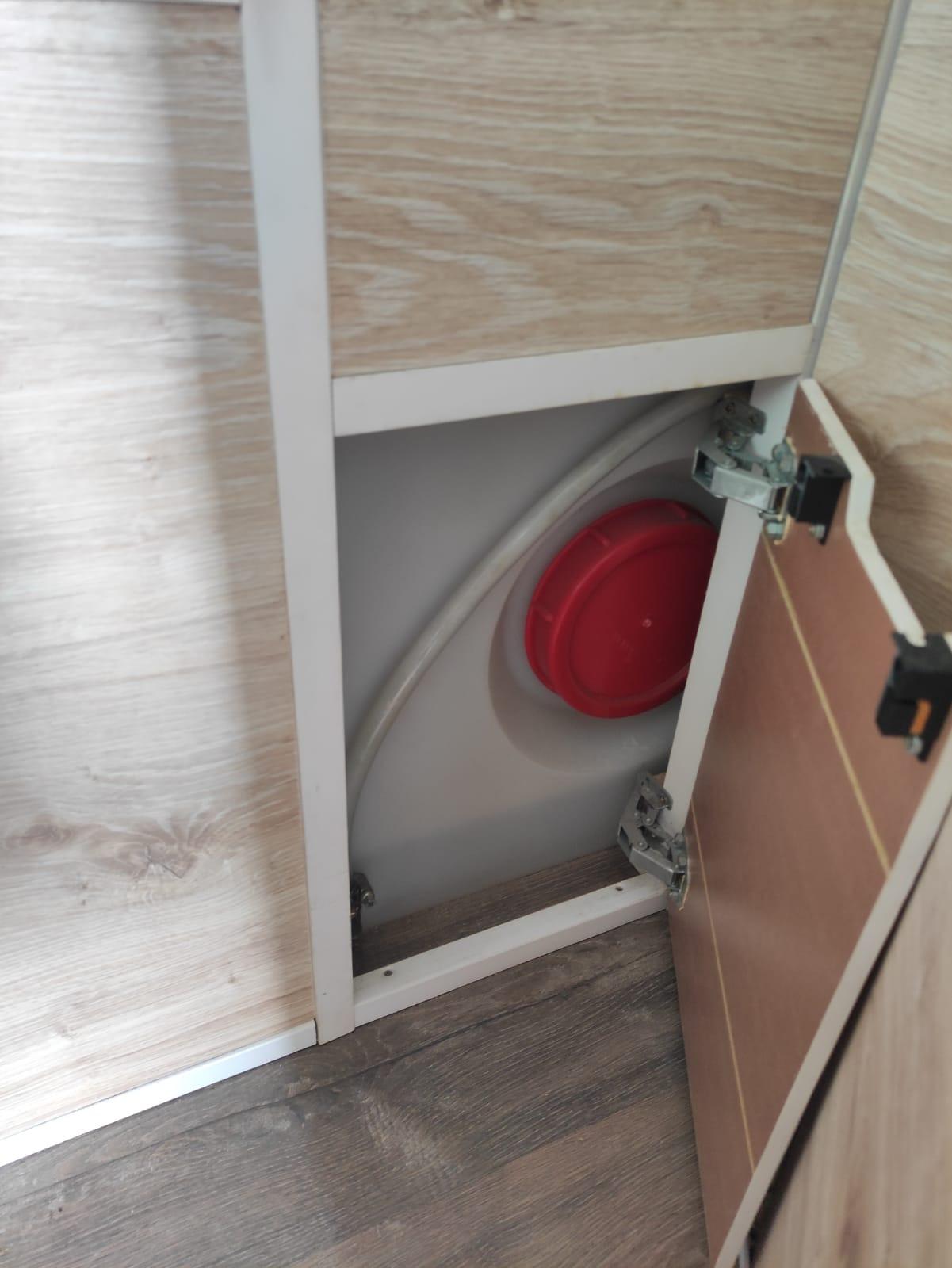 Foto 9 de Furgoneta camperizada 