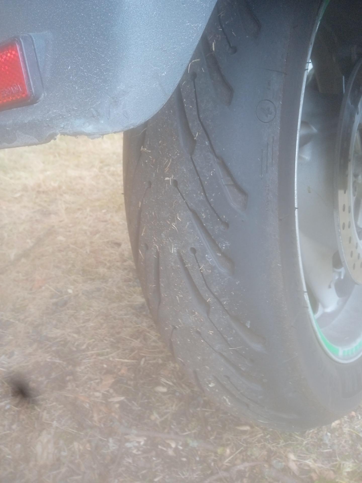 Foto 6 de HONDA DEAUVILLE NT 650 V . 2002.